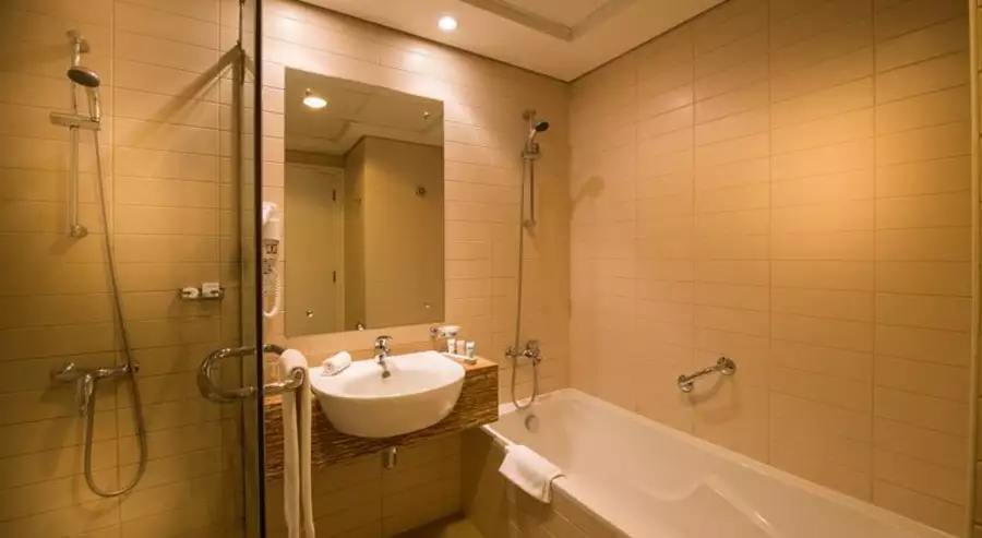 هتل Oaks Liwa Heights دبی