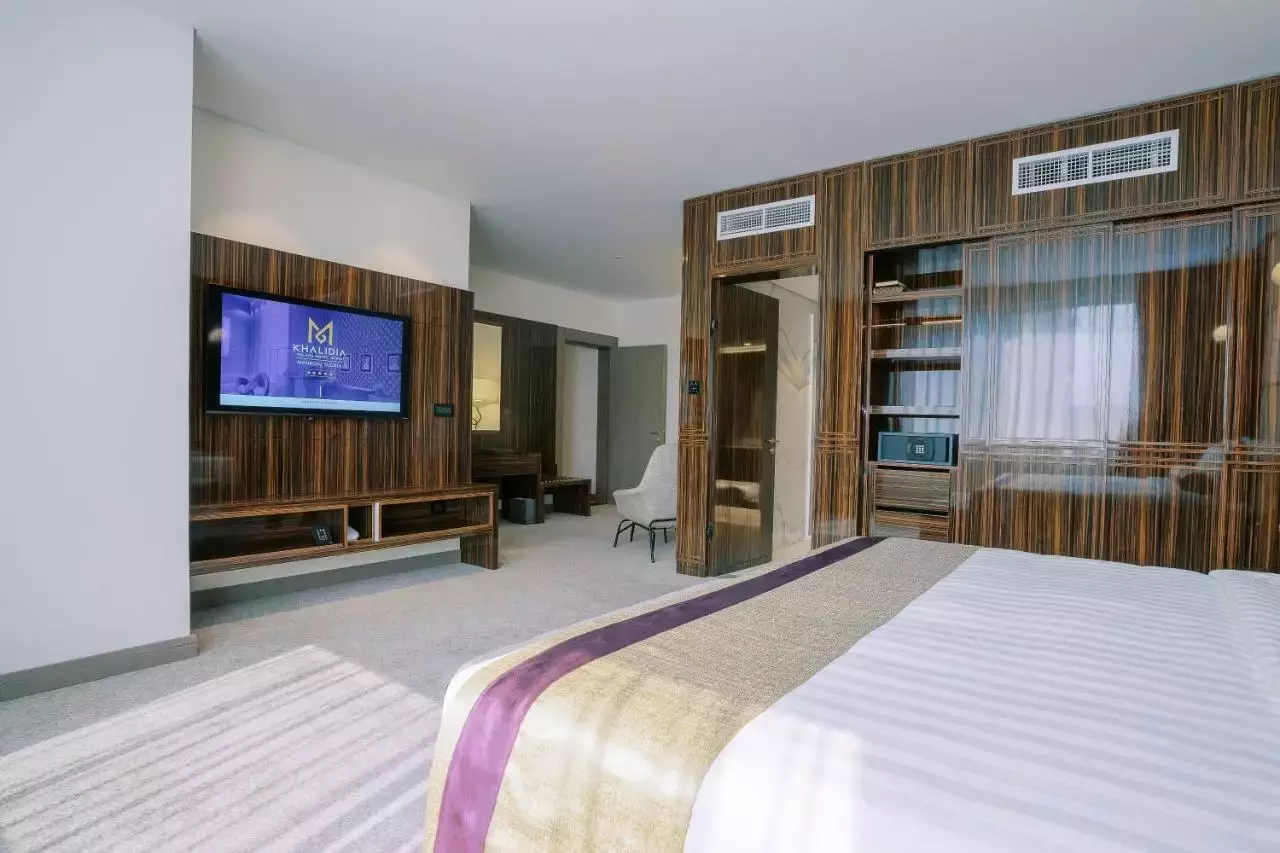 Alibaba https://cdn.alibaba.ir/ostorage/hotel-accommodation-images/68625d05ac13a7ed0d84ee4b_Dubai-Khalidia-Palace-Hotel-0.webp