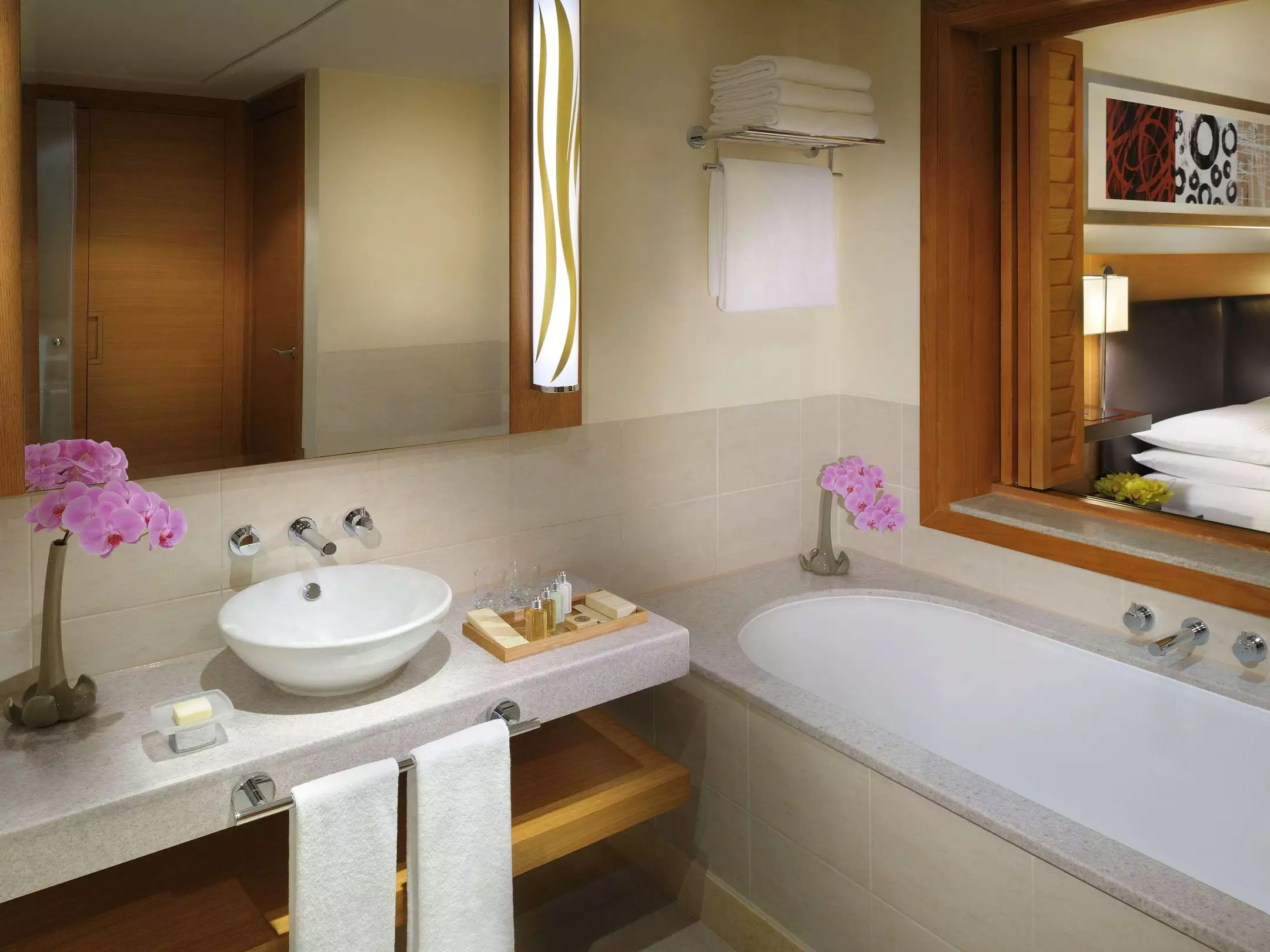 Alibaba https://cdn.alibaba.ir/ostorage/hotel-accommodation-images/68625d5cac13a7ed0d84ef07_Dubai-M-venpick-Hotel-Jumeirah-Beach-0.webp