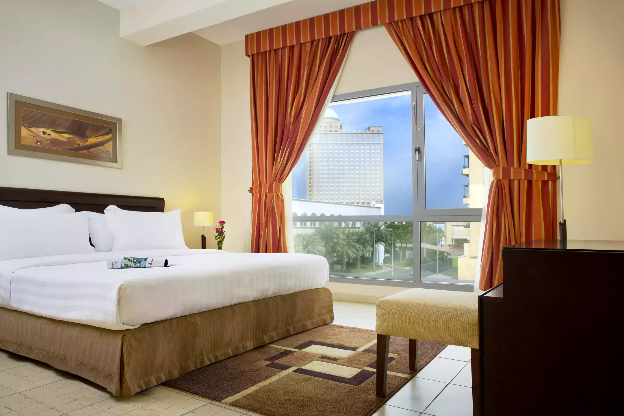 هتل Time Topaz Hotel Apartments دبی