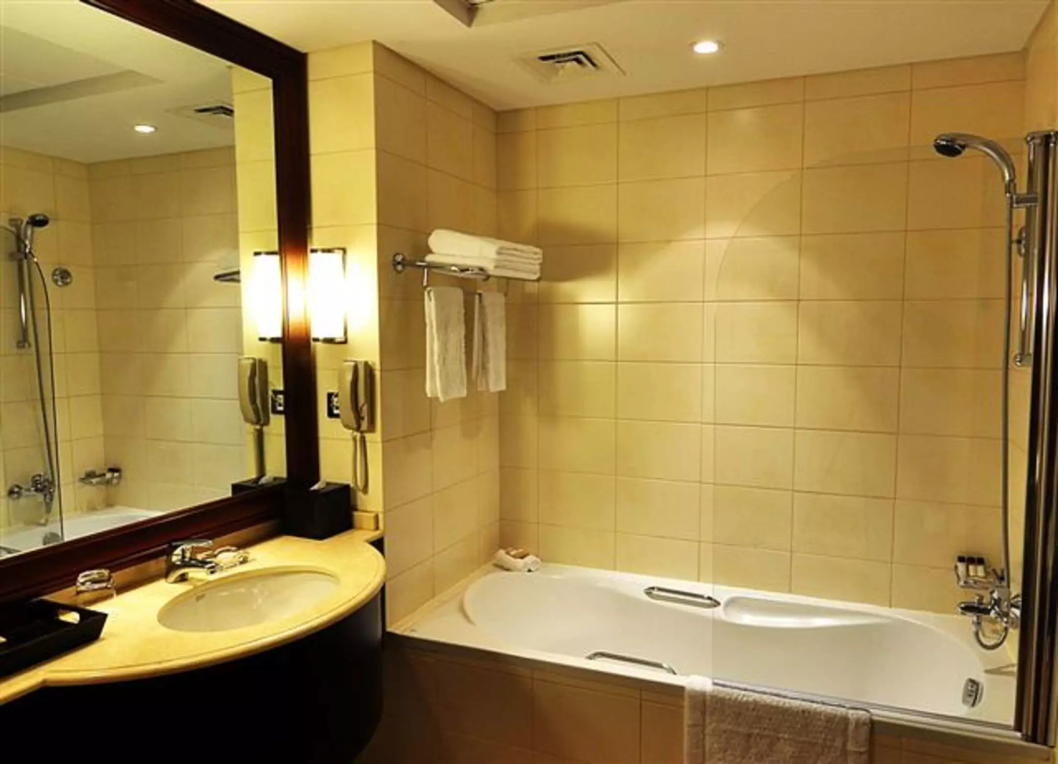 هتل Arabian Ranches Golf Club دبی