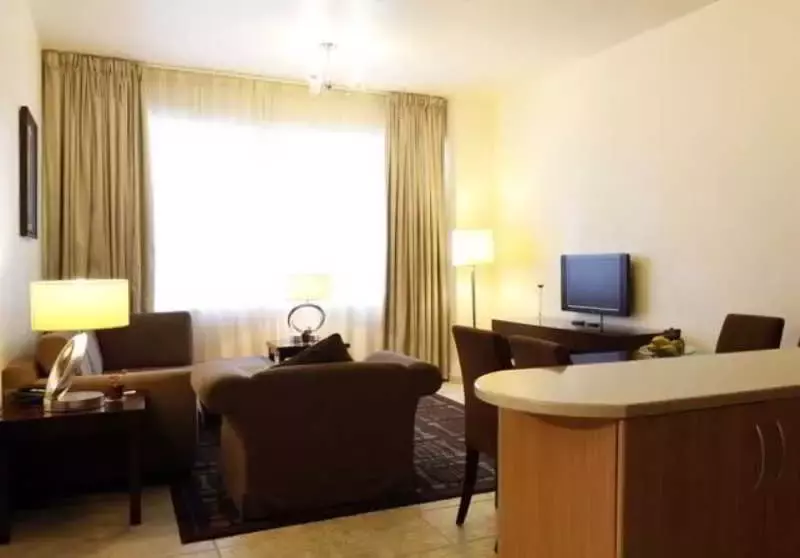 هتل Avari Al-Barsha Hotel Apartments دبی