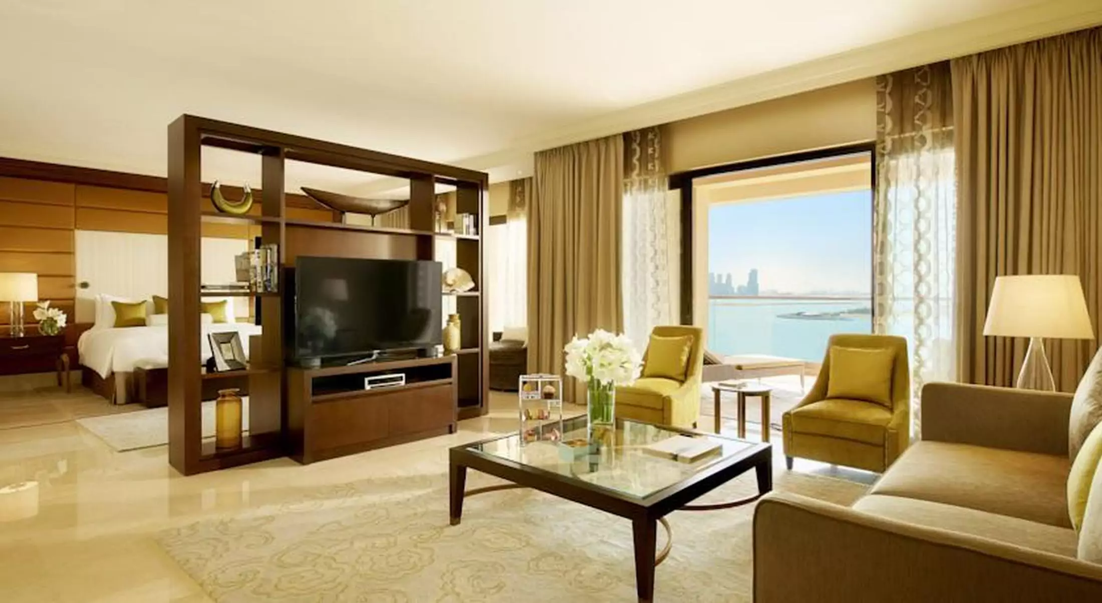 Alibaba https://cdn.alibaba.ir/ostorage/hotel-accommodation-images/6862664fac13a7ed0d84ffc3_Dubai-Fairmont-The-Palm-0.webp