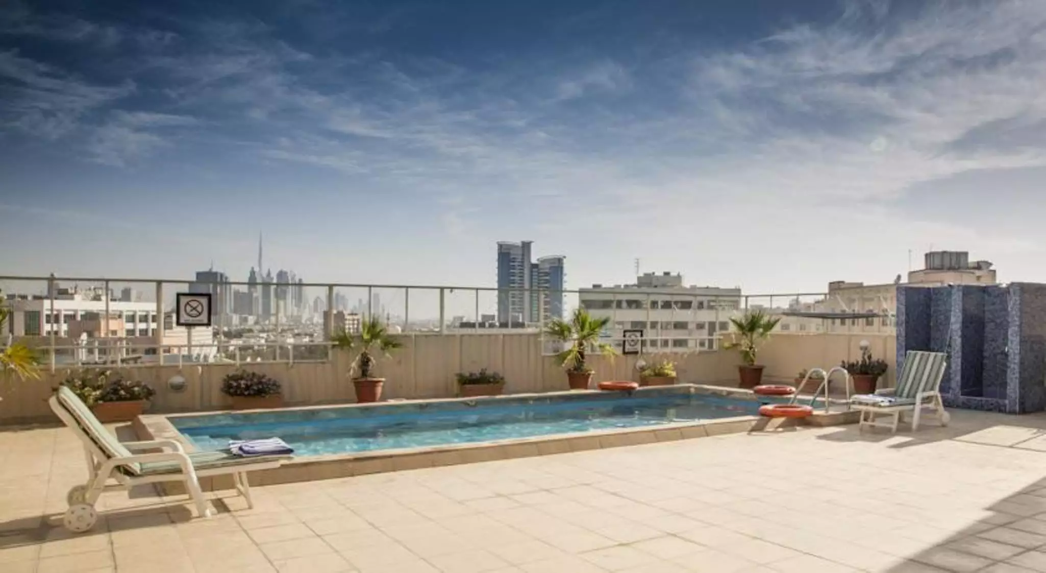Alibaba https://cdn.alibaba.ir/ostorage/hotel-accommodation-images/6862699bac13a7ed0d85070c_Dubai-J5-Hotels-Bur-Dubai-0.webp