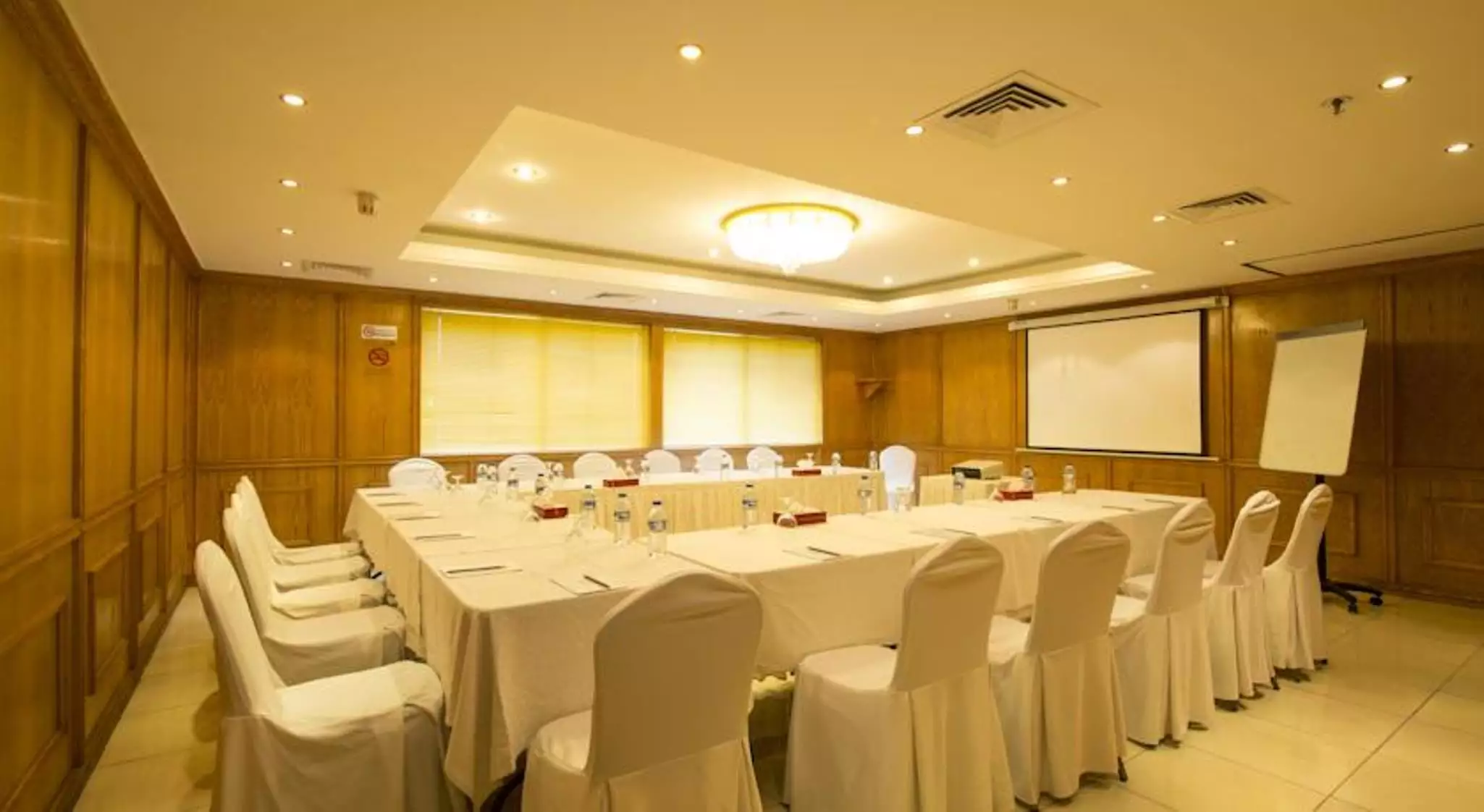 هتل J5 Hotels Bur Dubai دبی