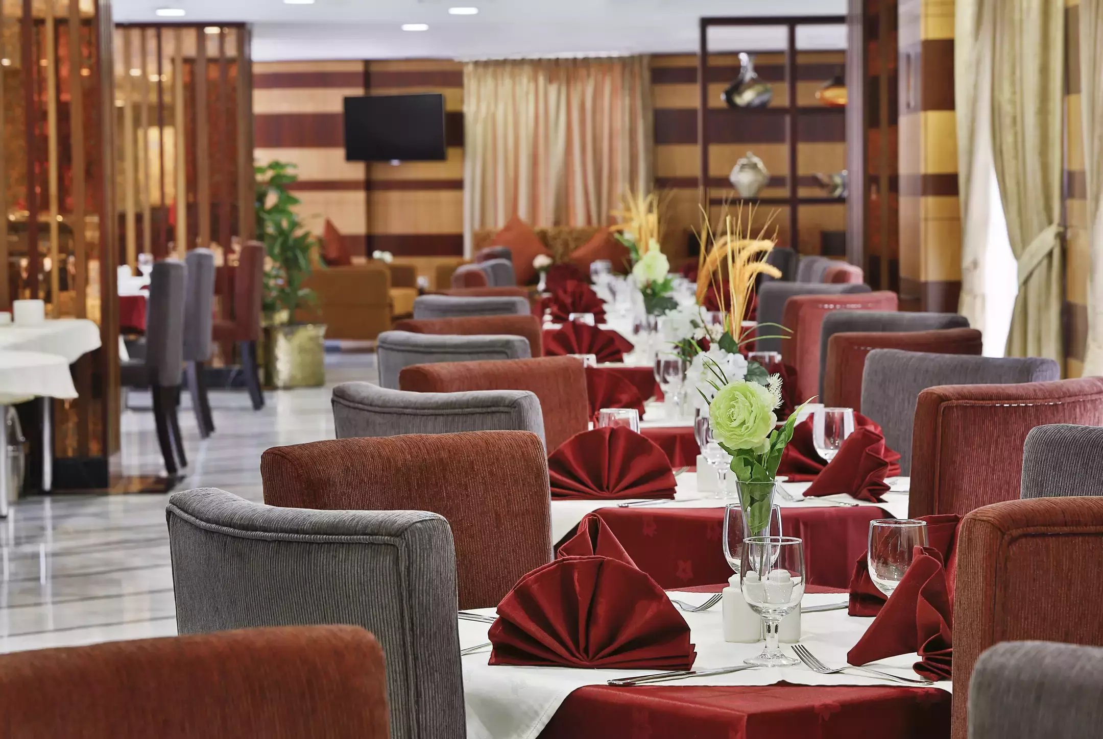 Alibaba https://cdn.alibaba.ir/ostorage/hotel-accommodation-images/68626ec5ac13a7ed0d851125_Dubai-Gateway-Hotel-0.webp