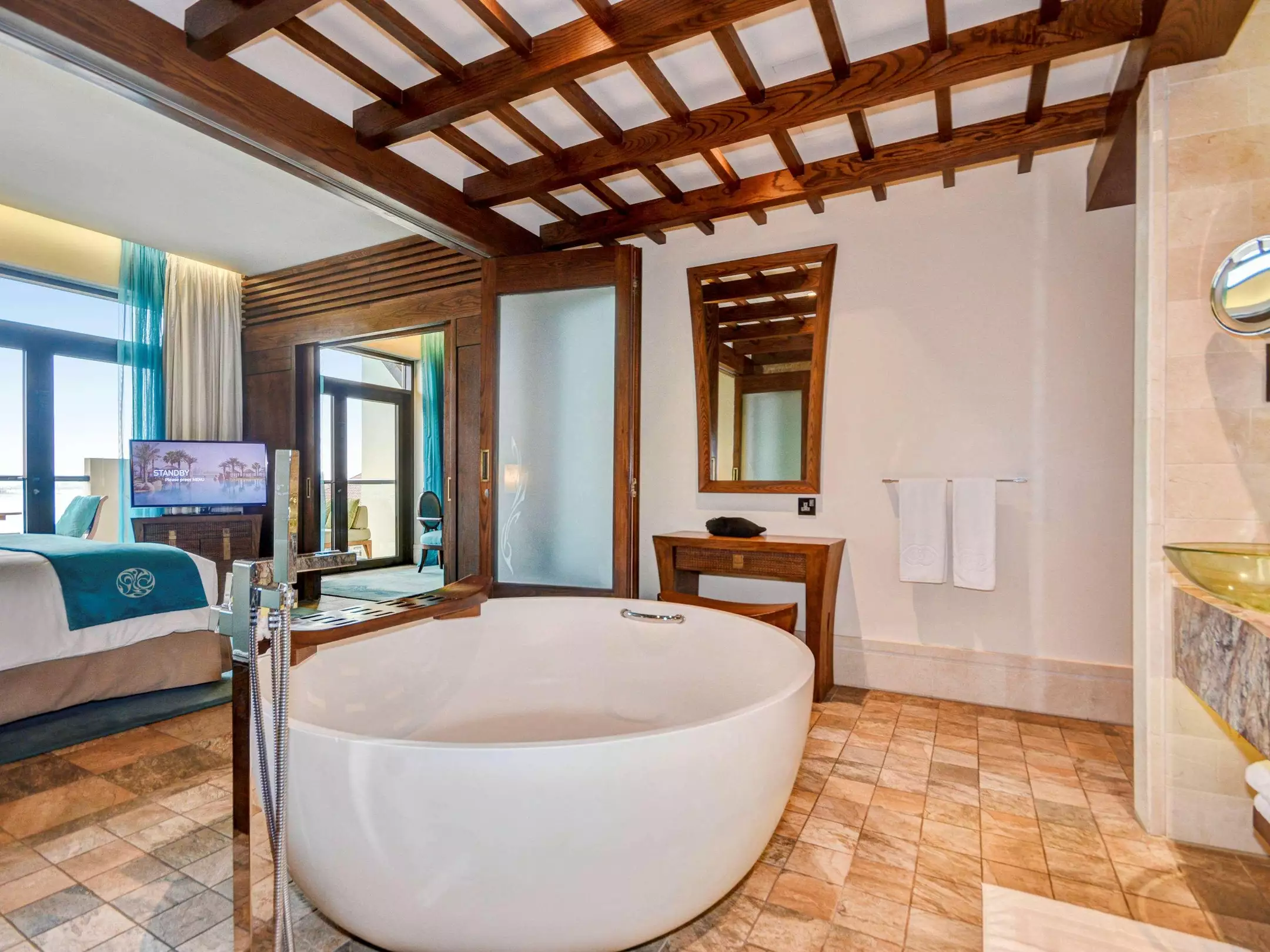 Alibaba https://cdn.alibaba.ir/ostorage/hotel-accommodation-images/68626ed2ac13a7ed0d85114b_Dubai-Sofitel-Dubai-The-Palm-Luxury-Apartments-0.webp