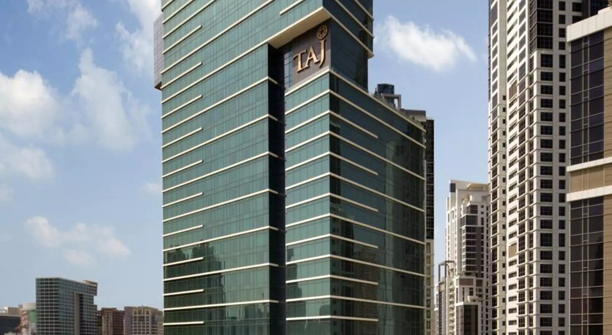 Alibaba https://cdn.alibaba.ir/ostorage/hotel-accommodation-images/6862701eac13a7ed0d8513f4_Dubai-Taj-Dubai-0.webp