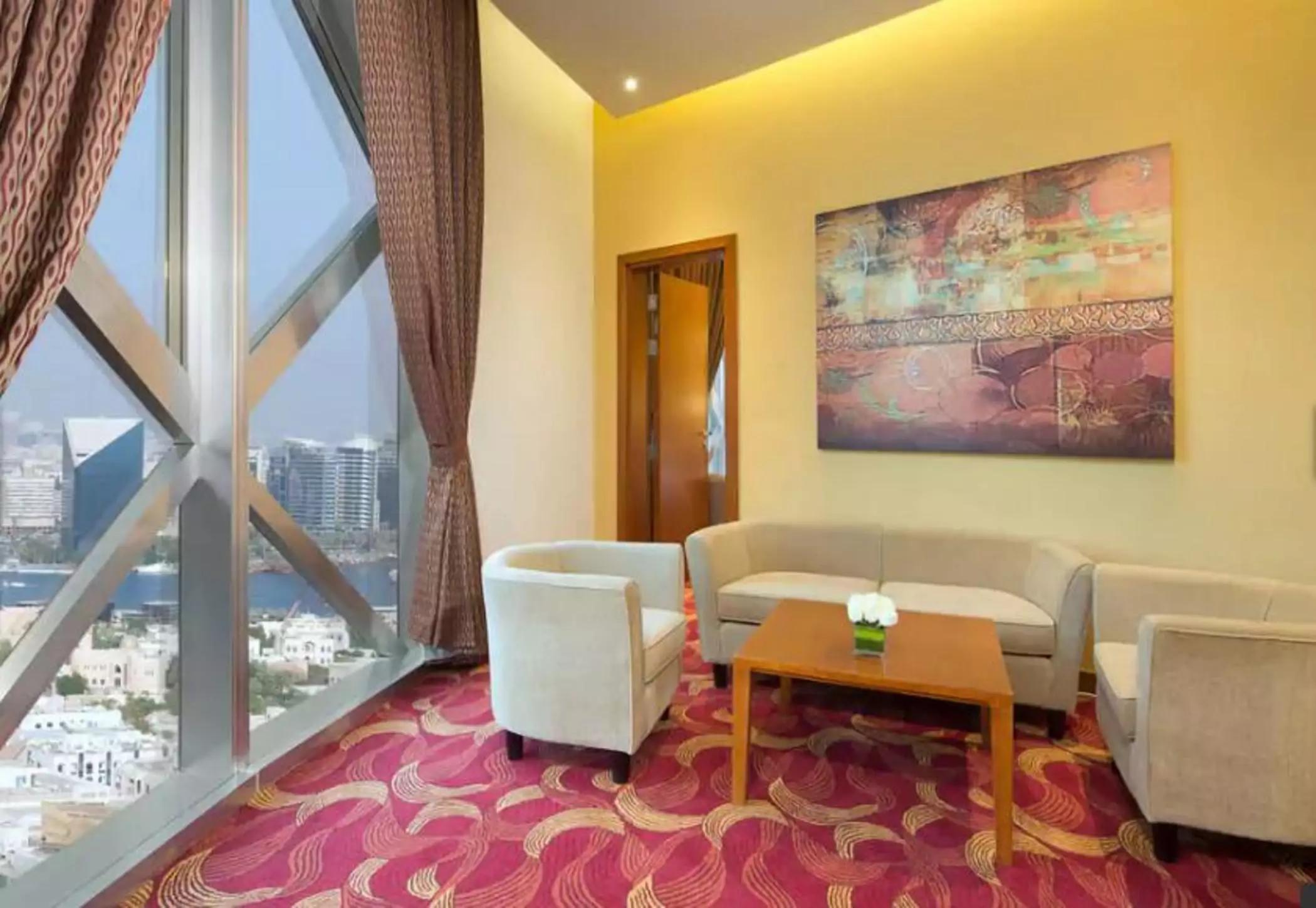 Alibaba https://cdn.alibaba.ir/ostorage/hotel-accommodation-images/68627652ac13a7ed0d851f03_Dubai-City-Seasons-Towers-0.webp