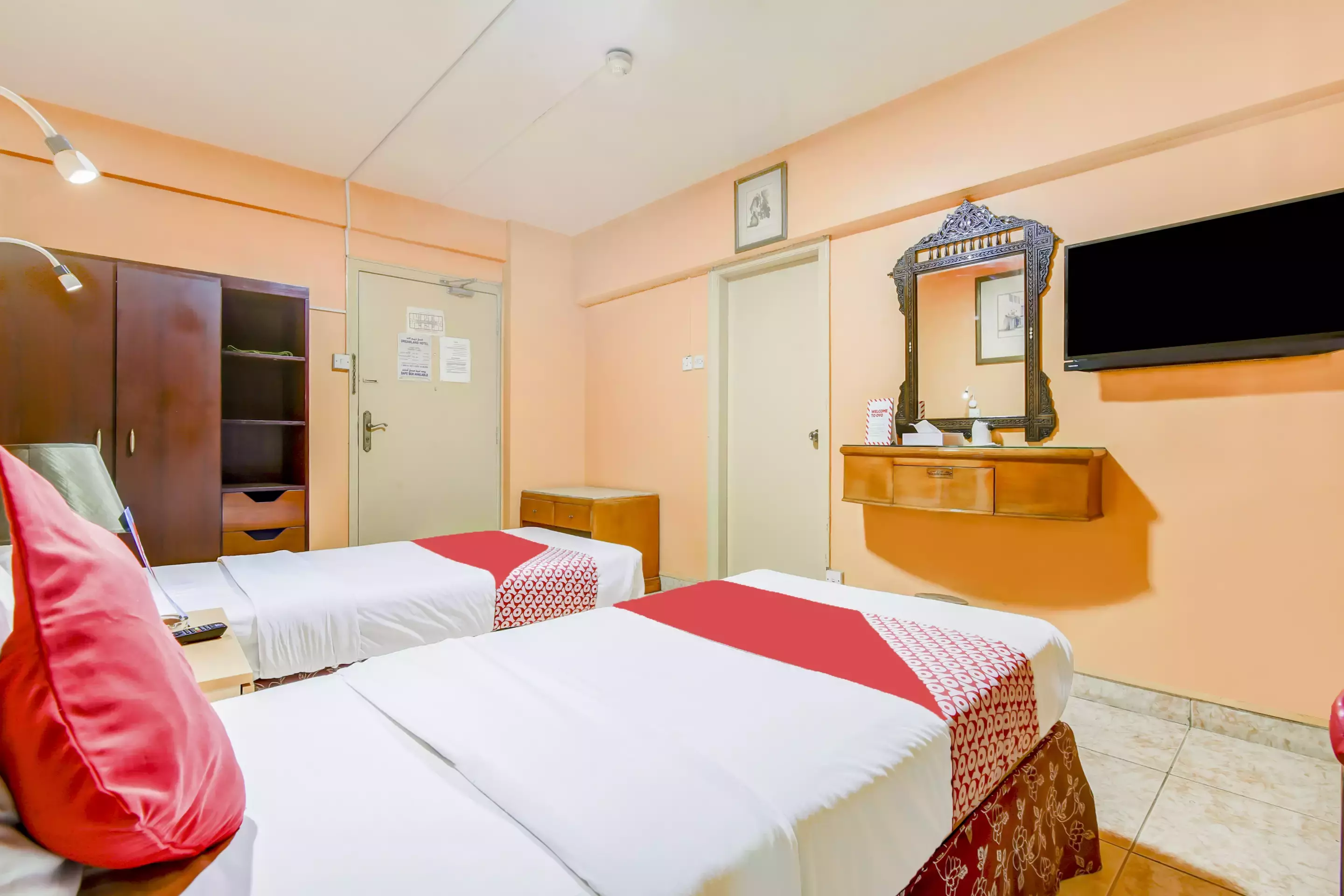 هتل OYO 270 Dream Land Hotel دبی