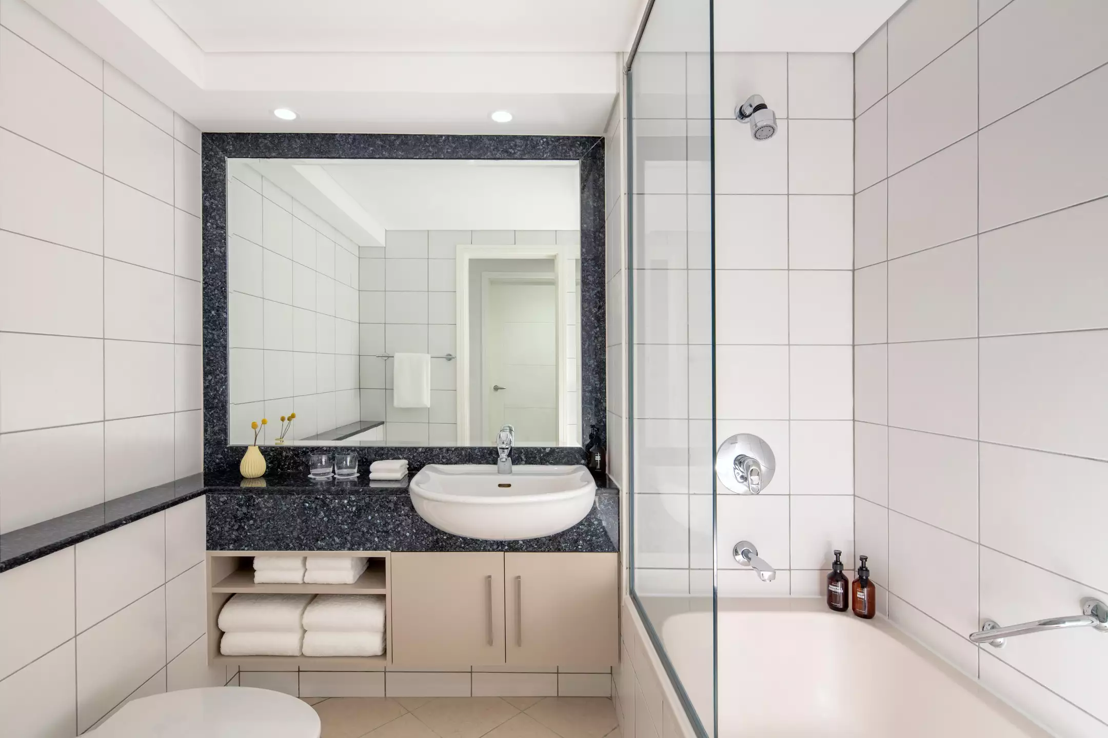 Alibaba https://cdn.alibaba.ir/ostorage/hotel-accommodation-images/68627692ac13a7ed0d851f91_Dubai-Staybridge-Suites-Dubai-Financial-Centre-0.webp