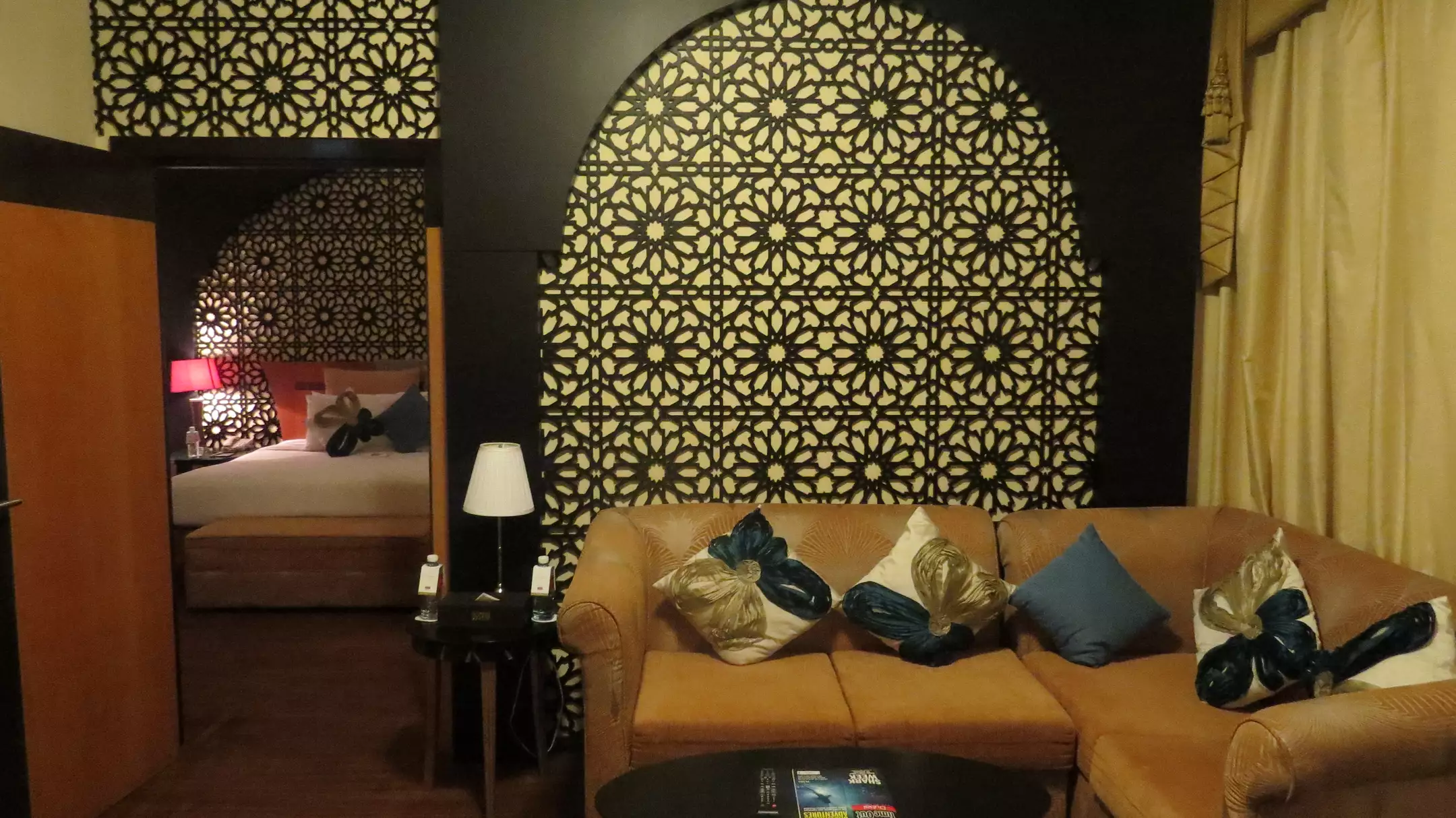 هتل Al Jawhara Gardens Hotel دبی
