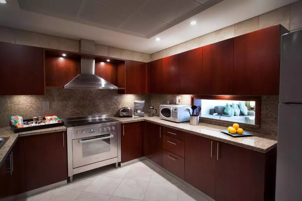 هتل جا اوسیس بیچ تاور دبی