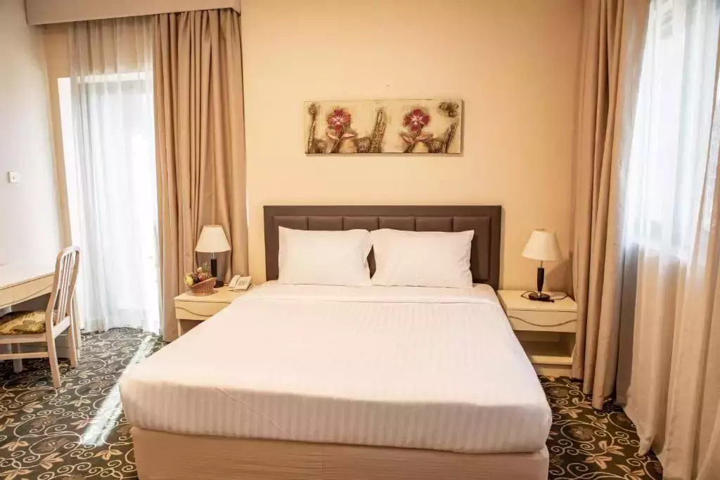 Alibaba https://cdn.alibaba.ir/ostorage/hotel-accommodation-images/68627993ac13a7ed0d852338_Dubai-West-Zone-Pearl-Hotel-Apartment-0.webp