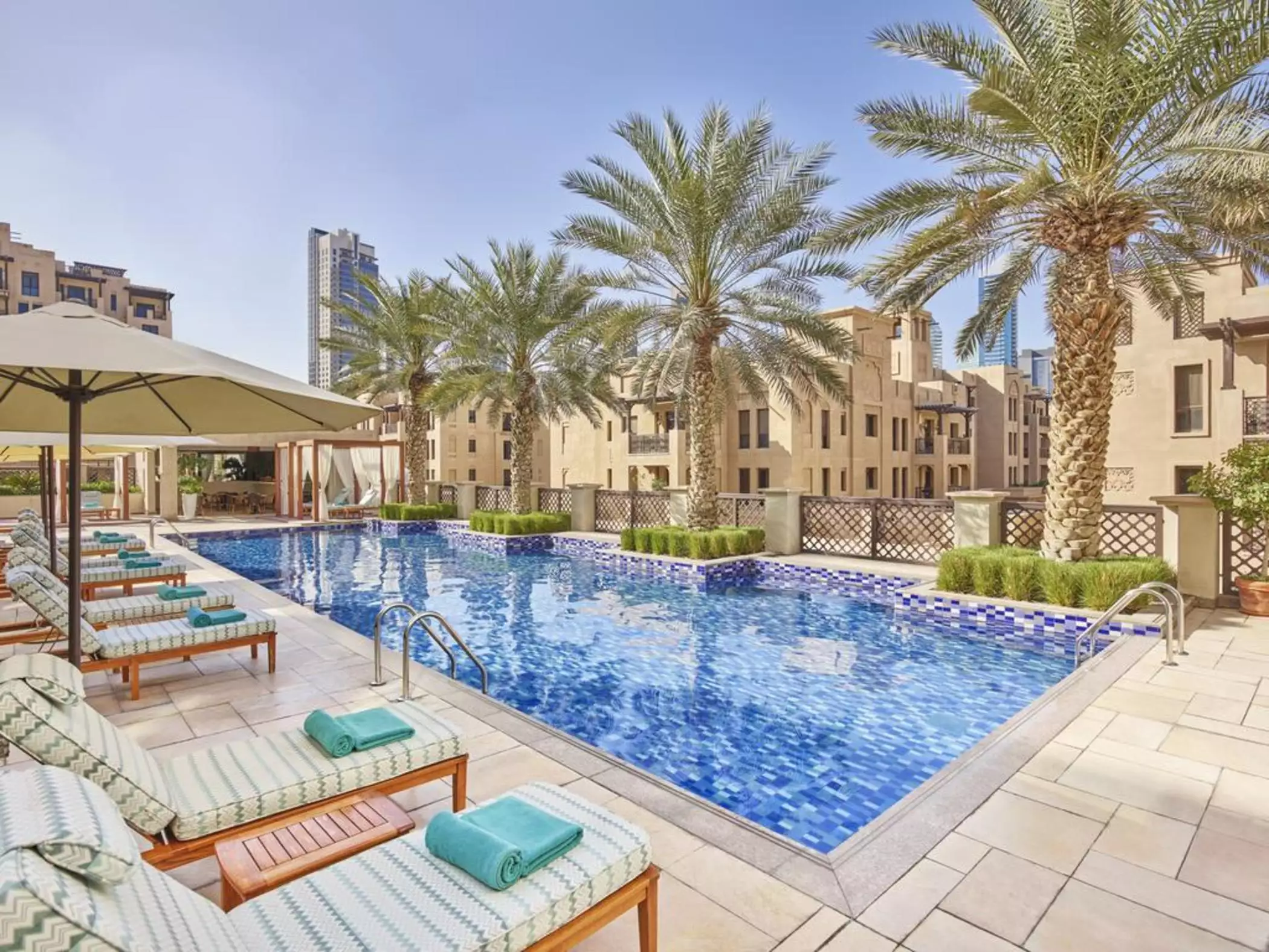 هتل منزیل داون تاون دبی