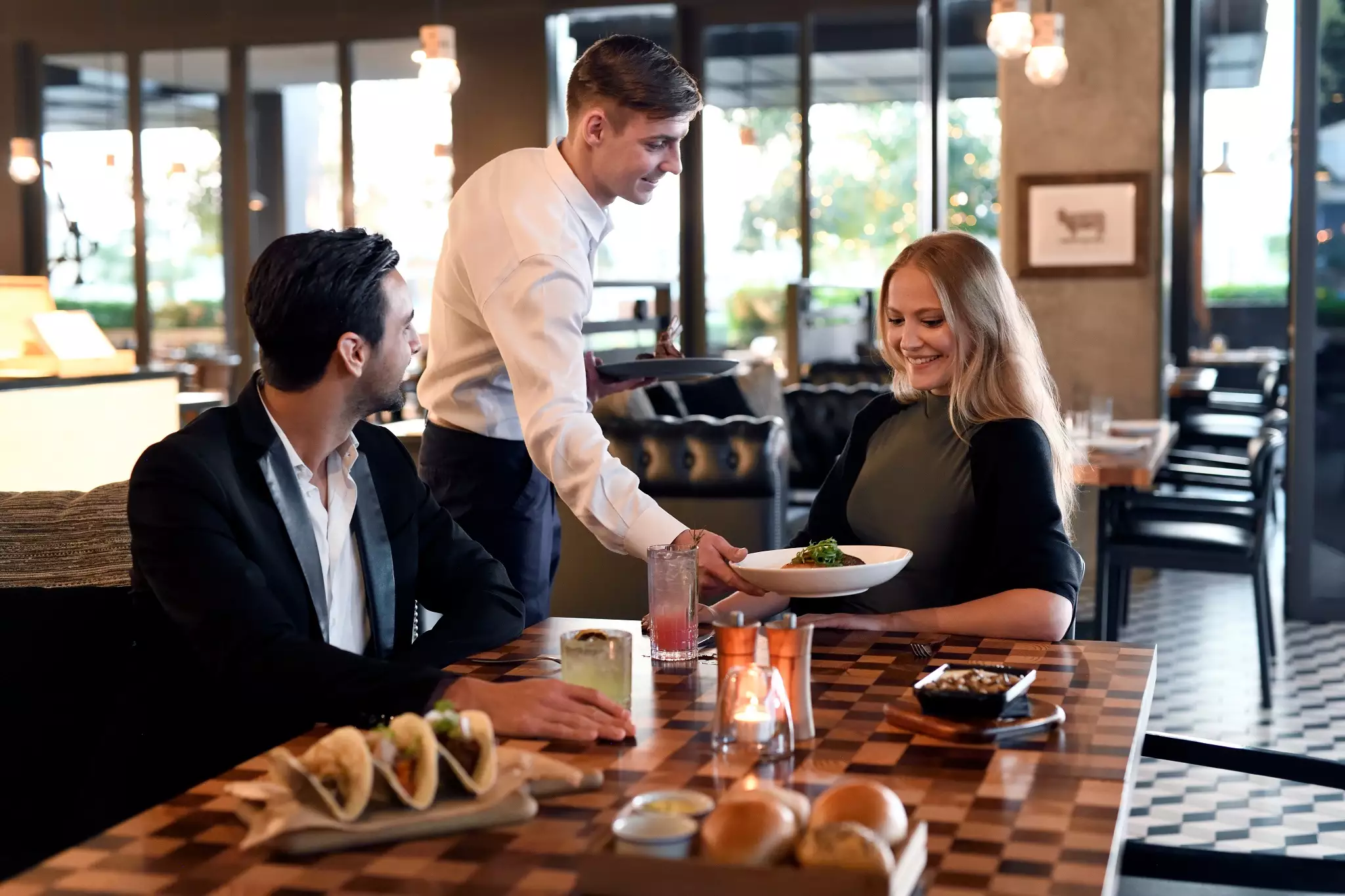 هتل La Ville Hotel & Suites CITY WALK, Dubai, Autograph Collection دبی