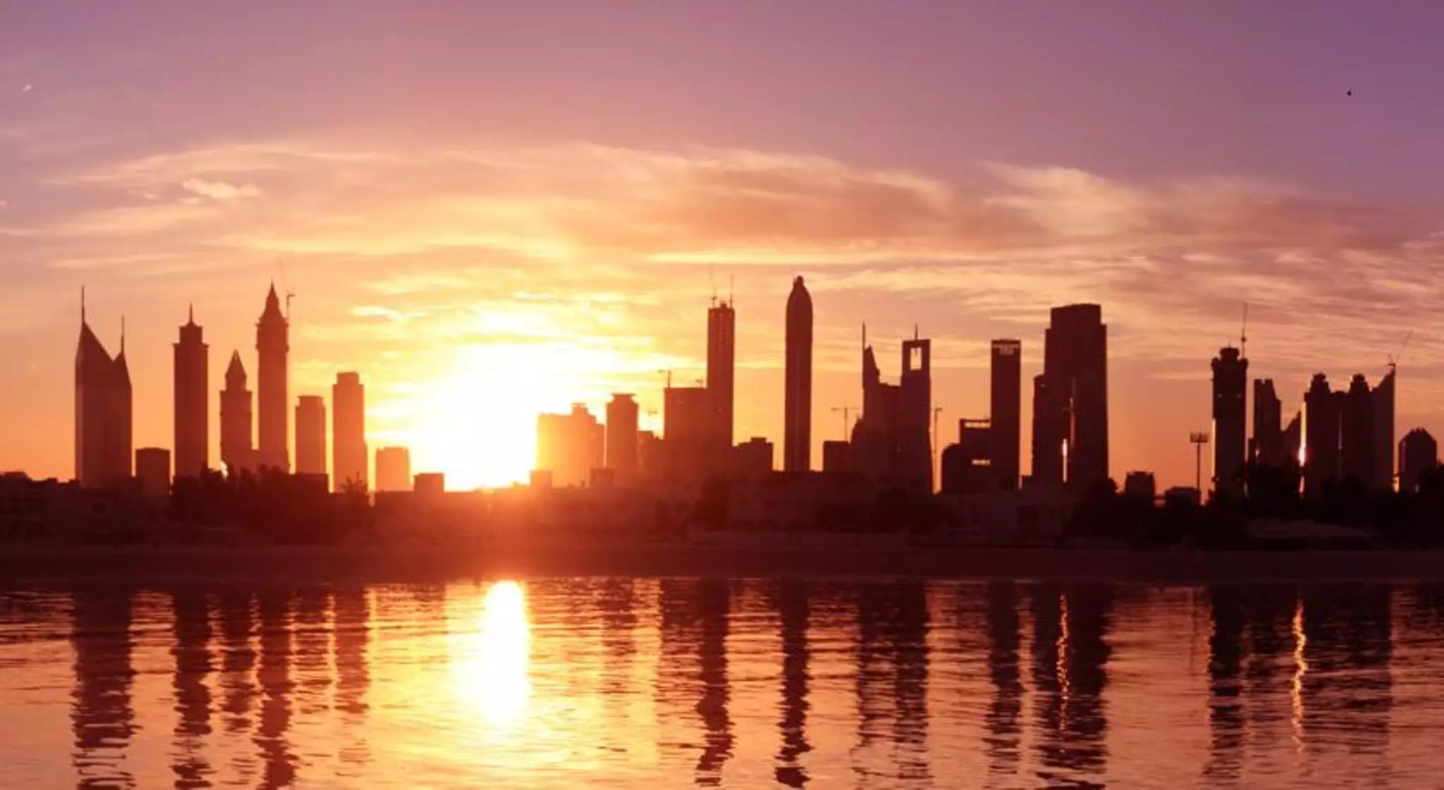 هتل The Ritz-Carlton Dubai International Financial Centre Executive Residences دبی