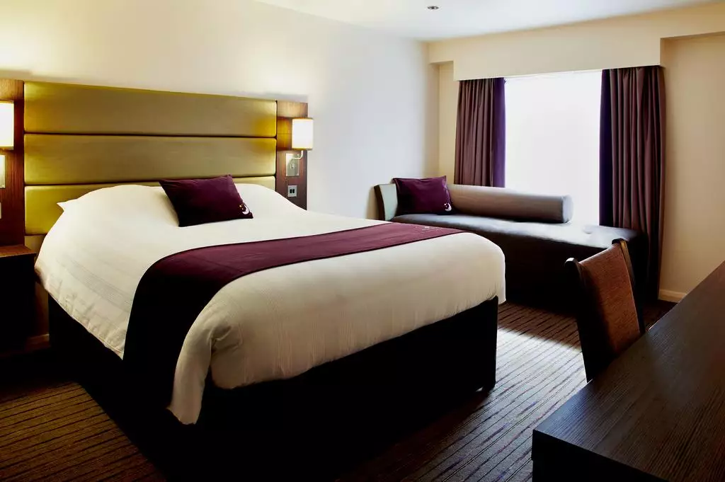 هتل Premier Inn Dubai Ibn Battuta Mall Hotel دبی