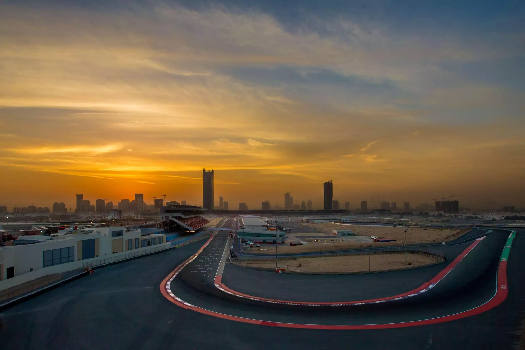 Alibaba https://cdn.alibaba.ir/ostorage/hotel-accommodation-images/6862821eac13a7ed0d853336_Dubai-Park-Inn-by-Radisson-Dubai-Motor-City-0.webp