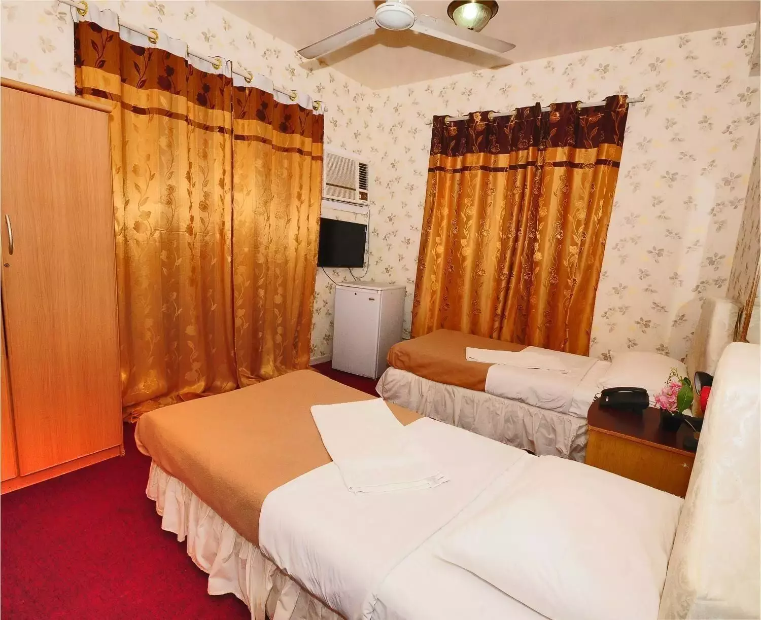 هتل Al Qaid Hotel دبی