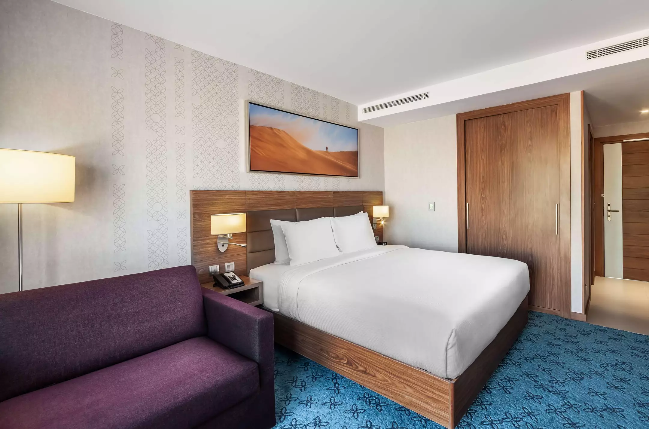 هتل DoubleTree by Hilton Dubai Al Jadaf دبی