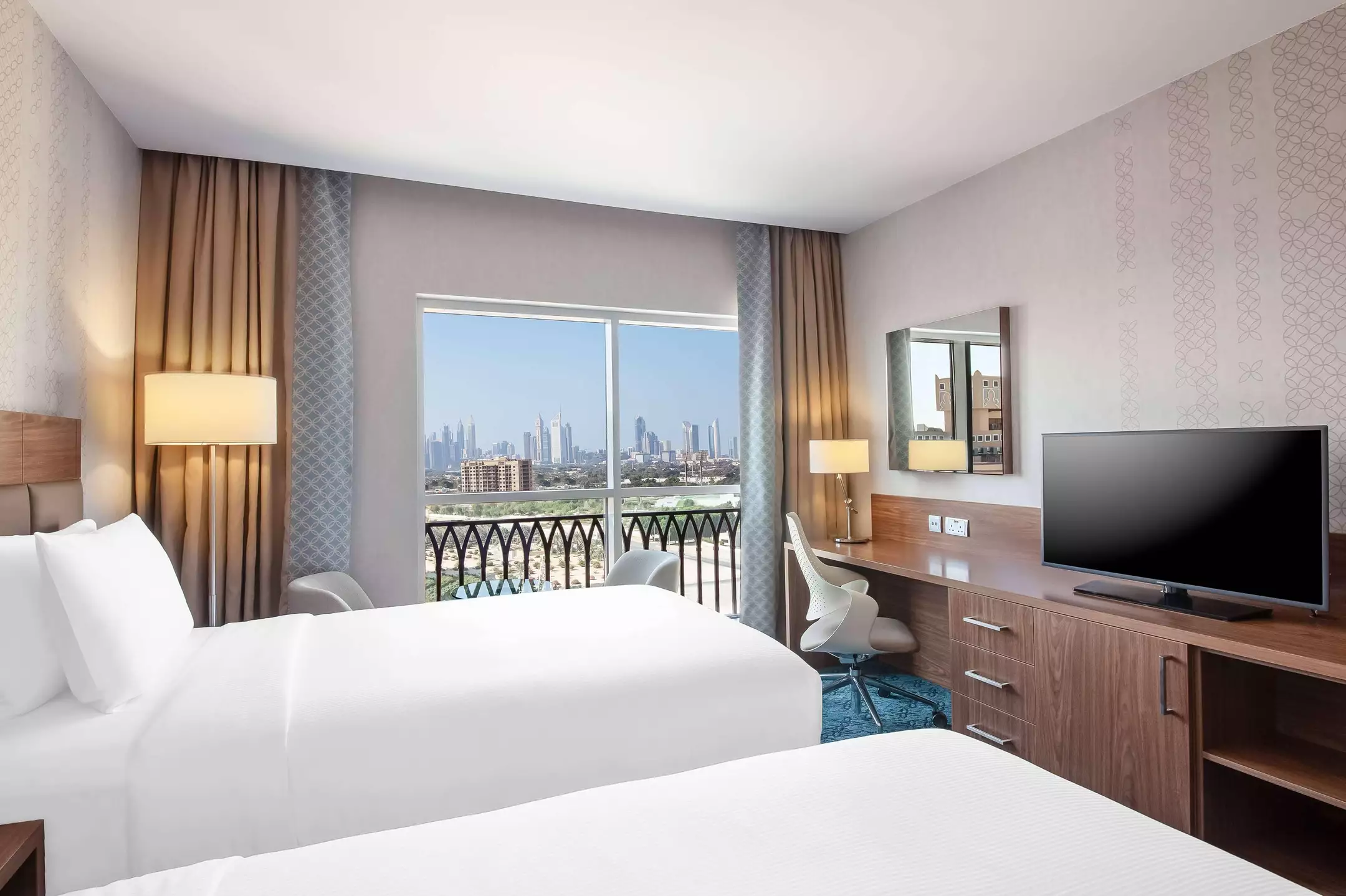 هتل DoubleTree by Hilton Dubai Al Jadaf دبی