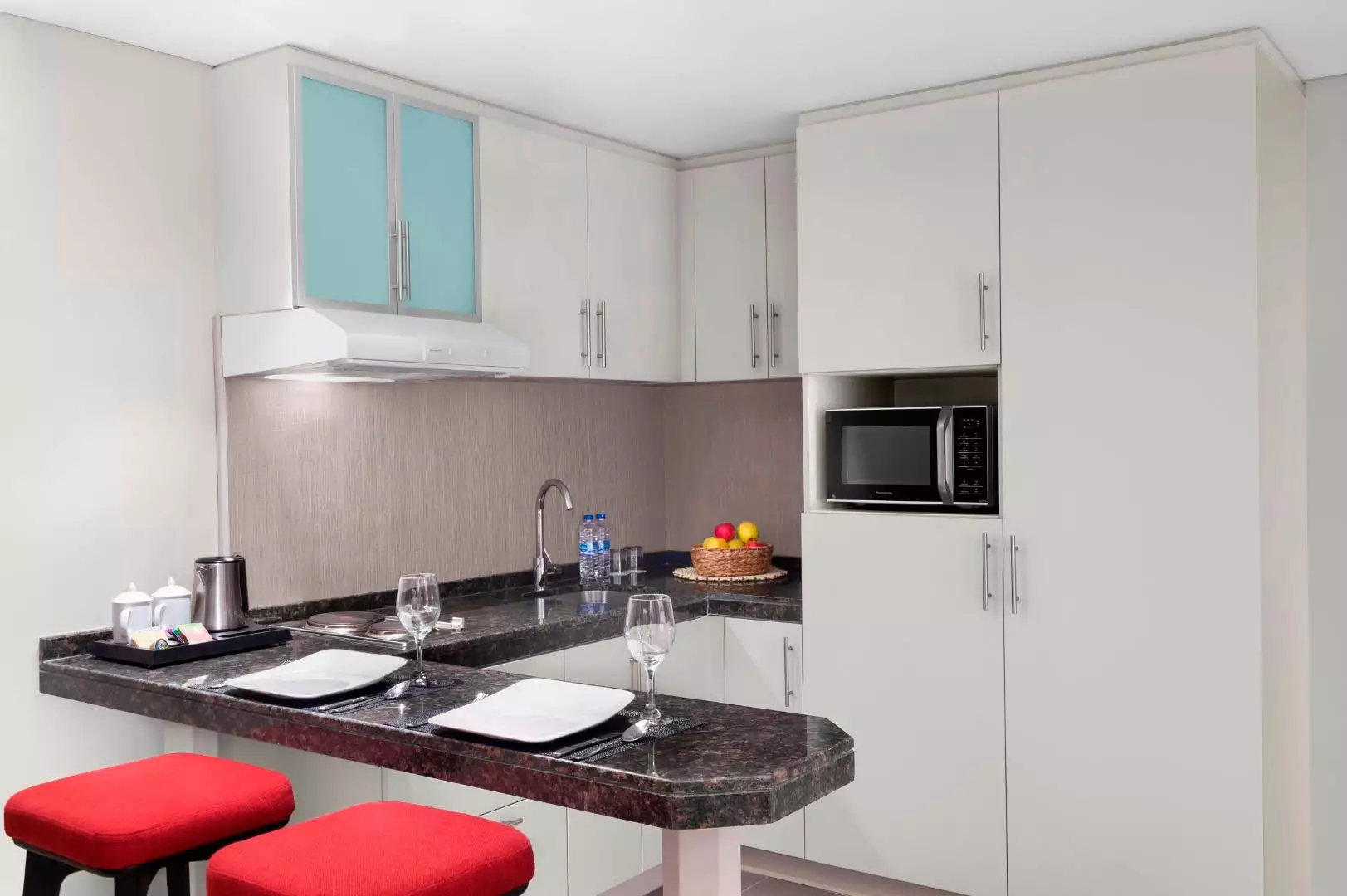 هتل LEVA Hotel, Mazaya Centre دبی