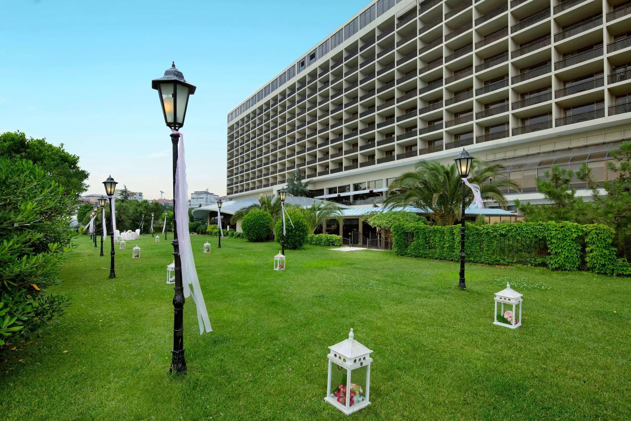 Alibaba https://cdn.alibaba.ir/ostorage/hotel-accommodation-images/687f6873a1e6f83605b74269_Istanbul-Hilton-Bosphorus-0.webp