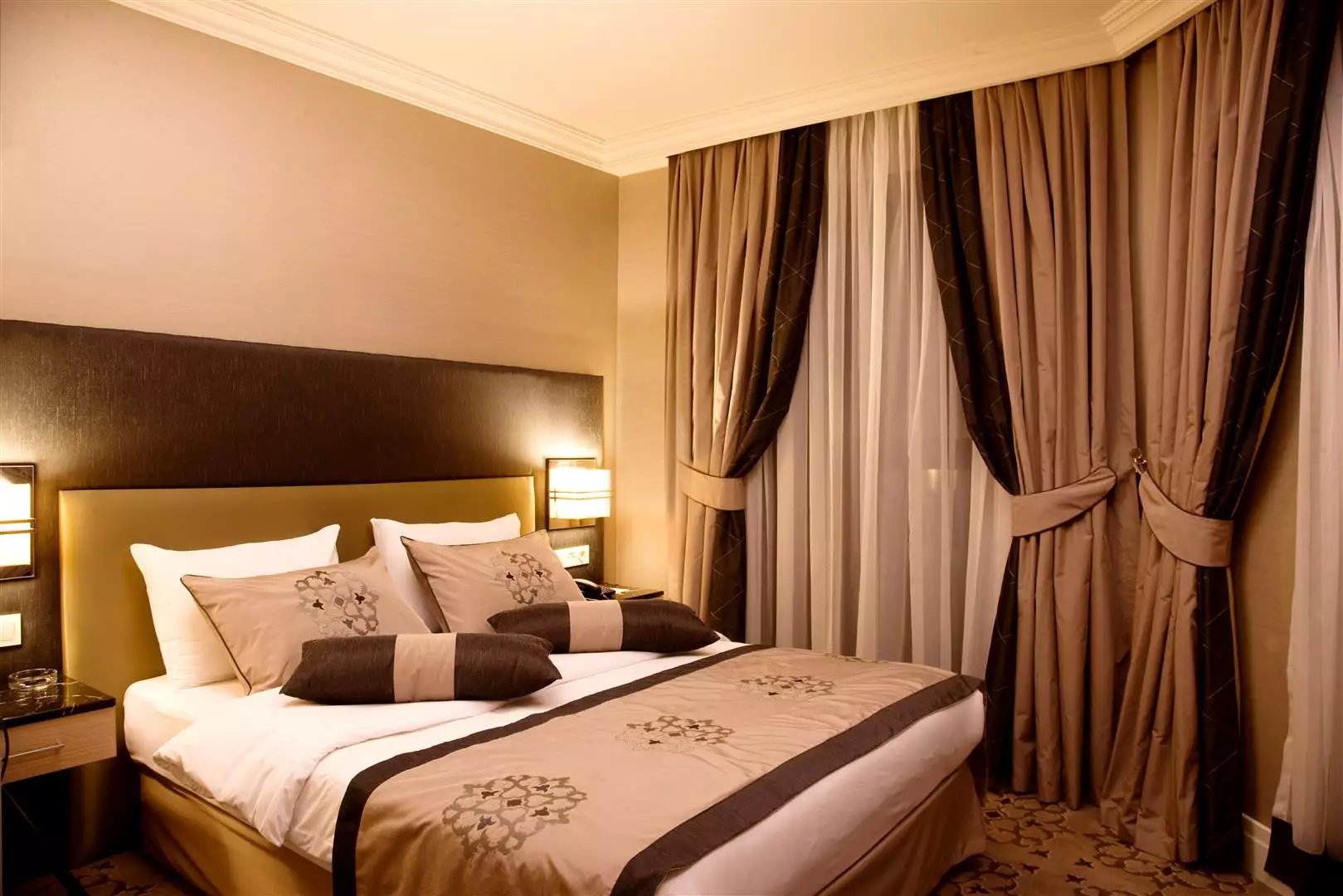 هتل The Darkhill Hotel استانبول