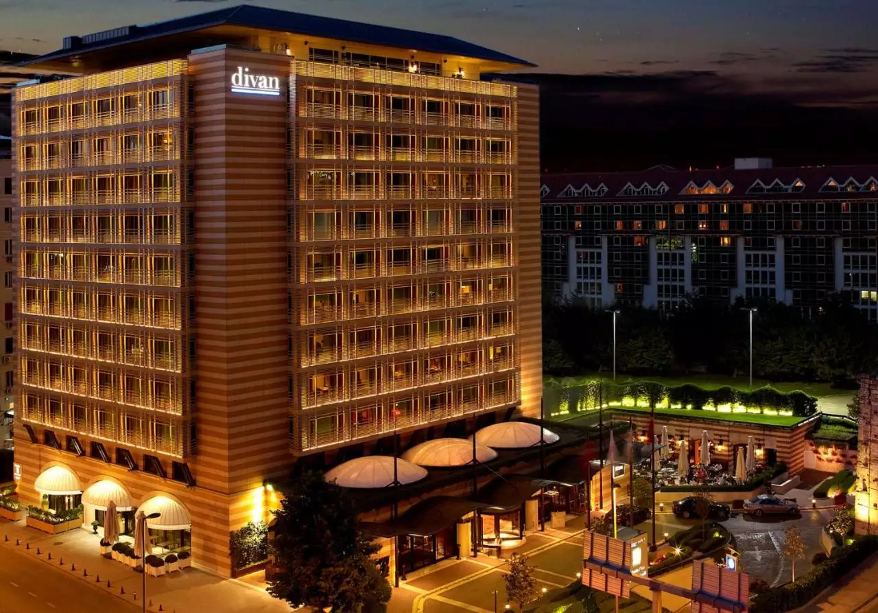 Alibaba https://cdn.alibaba.ir/ostorage/hotel-accommodation-images/687f6ae6a1e6f83605b7484f_Istanbul-Divan-0.webp