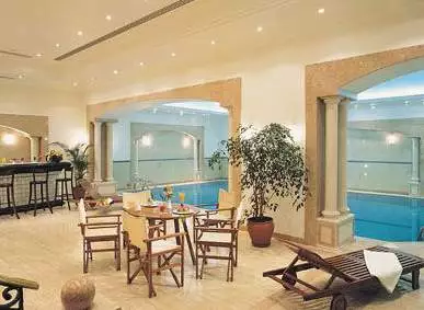 Alibaba https://cdn.alibaba.ir/ostorage/hotel-accommodation-images/687f6ae8a1e6f83605b7485a_Istanbul-Occidental-Taksim-6.webp