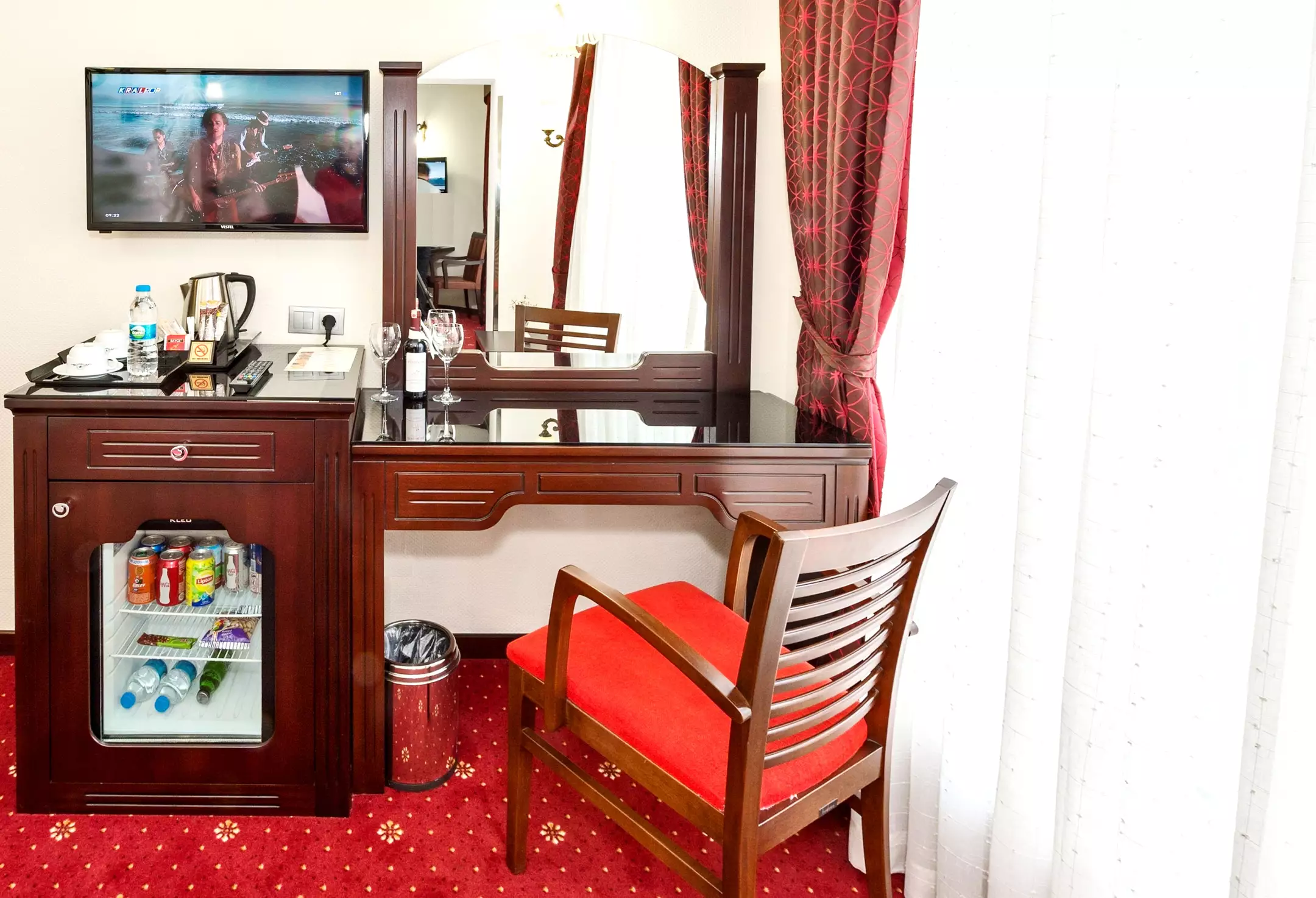 Alibaba https://cdn.alibaba.ir/ostorage/hotel-accommodation-images/687f6d23a1e6f83605b74e10_Istanbul-G-lhanepark-0.webp