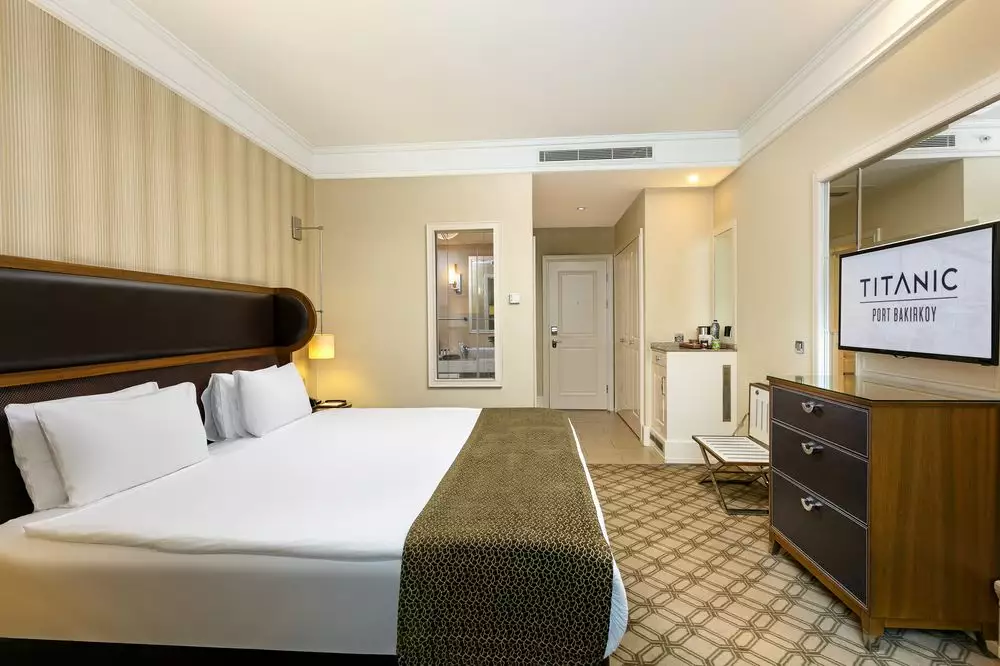 Alibaba https://cdn.alibaba.ir/ostorage/hotel-accommodation-images/687f6e56a1e6f83605b75119_Istanbul-Titanic-Port-Bakirkoy-0.webp