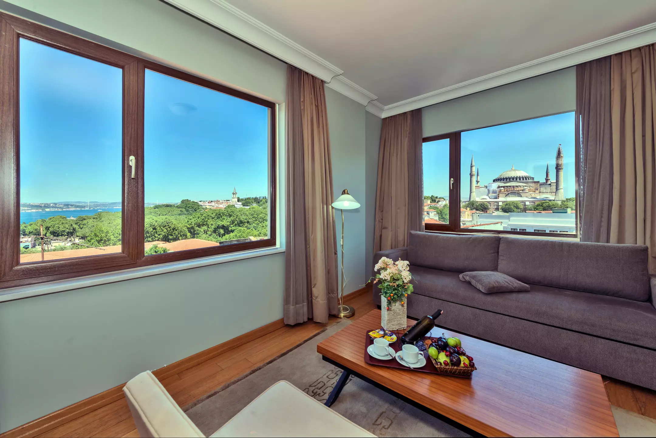 Alibaba https://cdn.alibaba.ir/ostorage/hotel-accommodation-images/687f6f16a1e6f83605b752b0_Istanbul-Agora-Life-0.webp