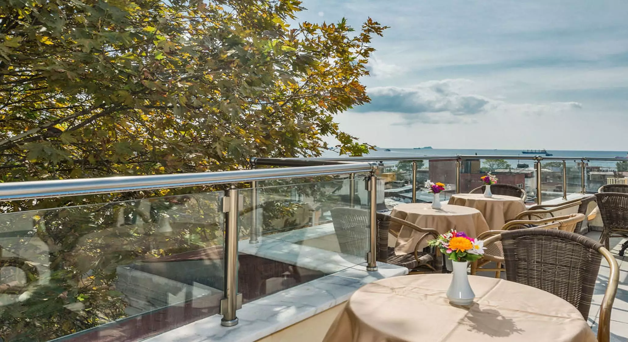 Alibaba https://cdn.alibaba.ir/ostorage/hotel-accommodation-images/687f70c3a1e6f83605b757a0_Istanbul-May-Hotel-Istanbul-0.webp