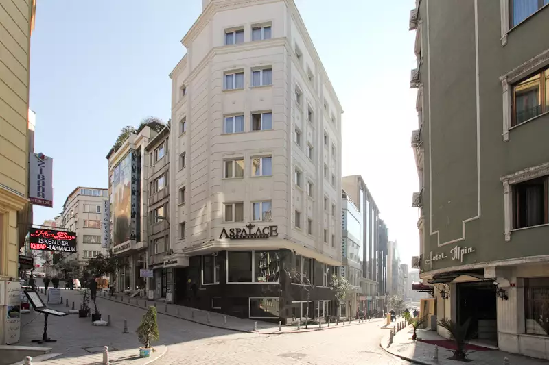 Alibaba https://cdn.alibaba.ir/ostorage/hotel-accommodation-images/687f731ea1e6f83605b75d63_Istanbul-Aspalace-0.webp