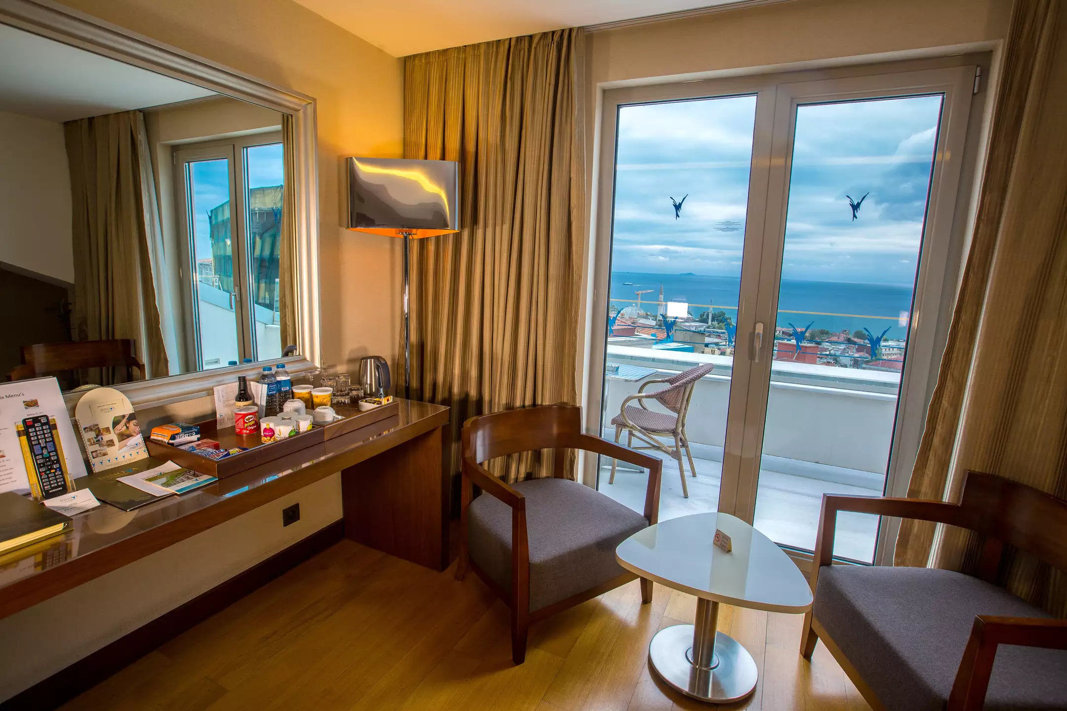 Alibaba https://cdn.alibaba.ir/ostorage/hotel-accommodation-images/687f7364a1e6f83605b75e0c_Istanbul-INNOVA-Sultanahmet-0.webp