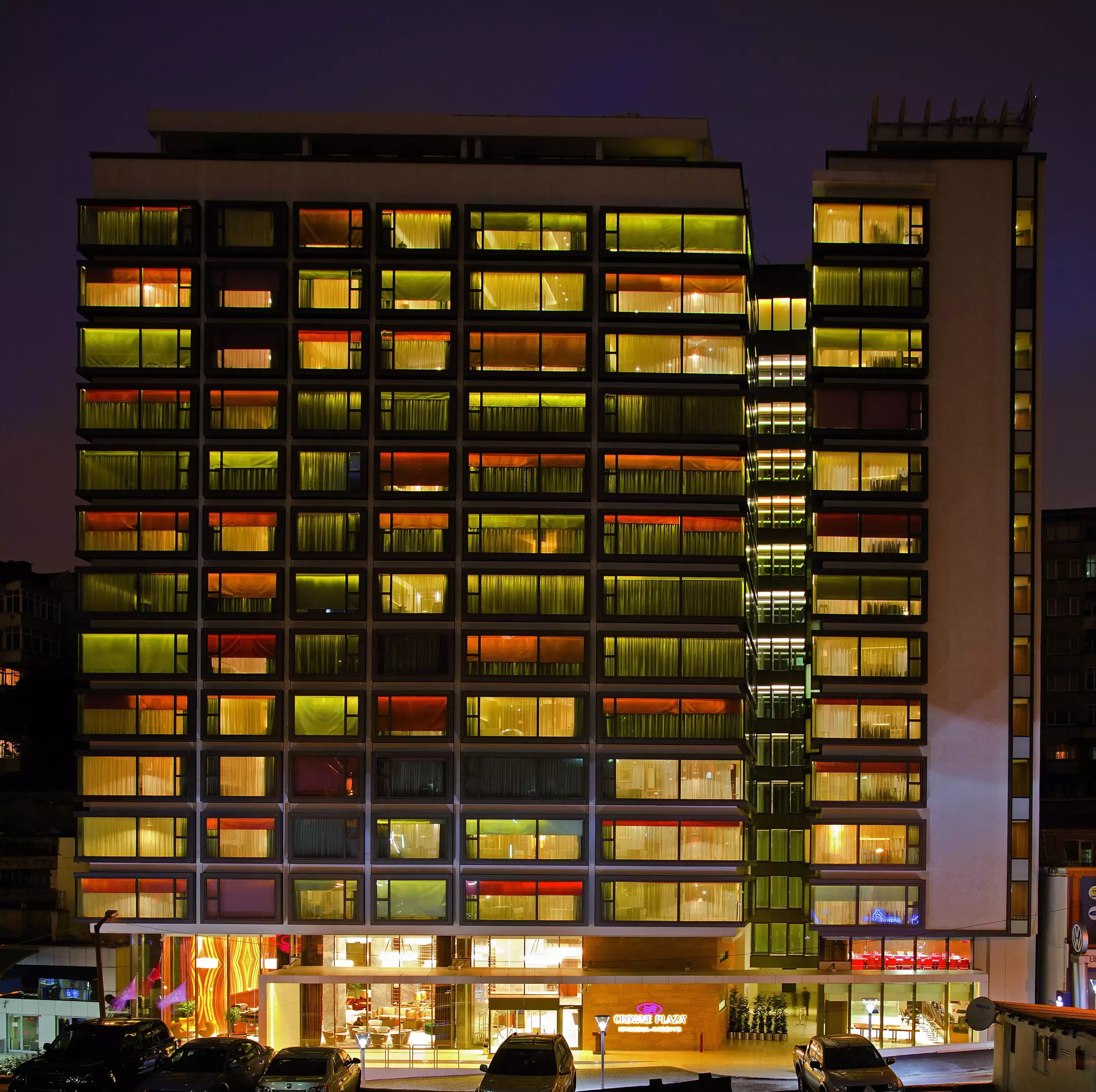 Alibaba https://cdn.alibaba.ir/ostorage/hotel-accommodation-images/687f750ea1e6f83605b7619a_Istanbul-Crowne-Plaza-Harbiye-0.webp