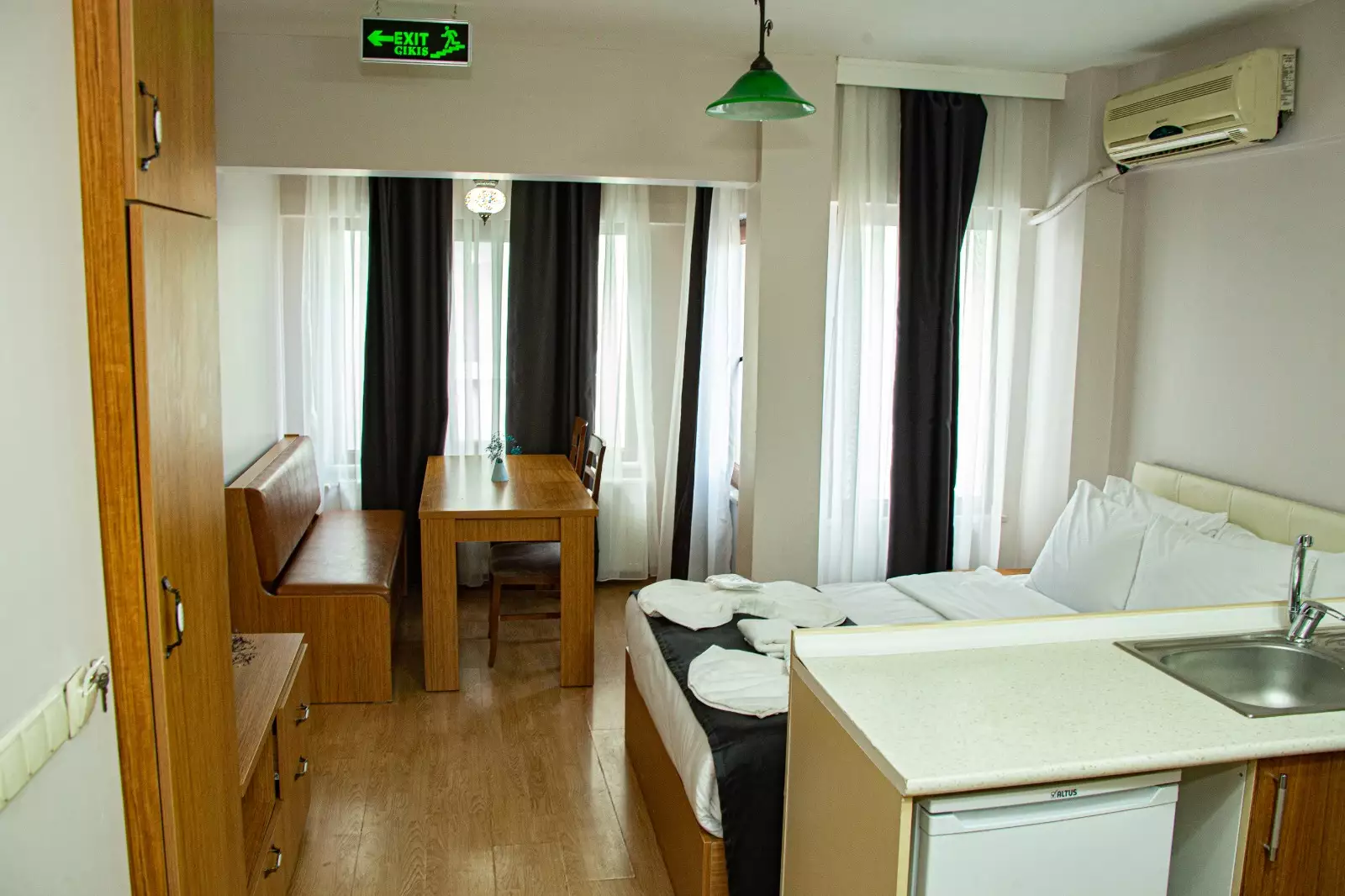 هتل Three Apples Suites and Hotel استانبول