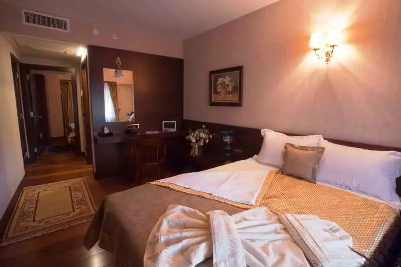 هتل Burckin Hotel استانبول