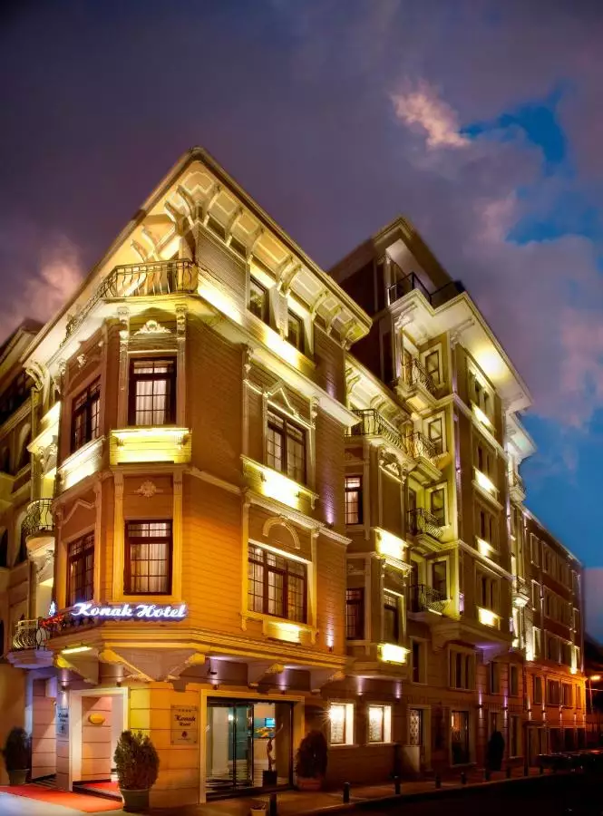 Alibaba https://cdn.alibaba.ir/ostorage/hotel-accommodation-images/687f7e03a1e6f83605b777ff_Istanbul-Konak-Taksim-0.webp