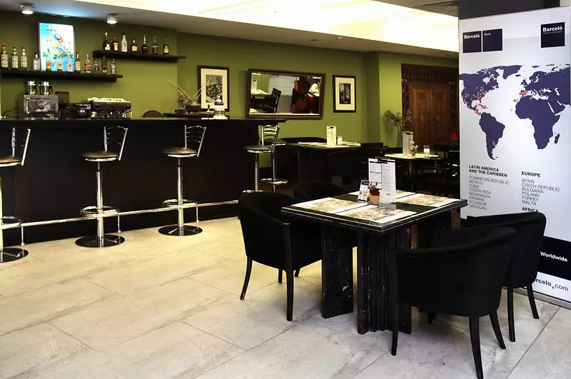 Alibaba https://cdn.alibaba.ir/ostorage/hotel-accommodation-images/687f7e3ea1e6f83605b7789d_Istanbul-Beyaz-Saray-0.webp