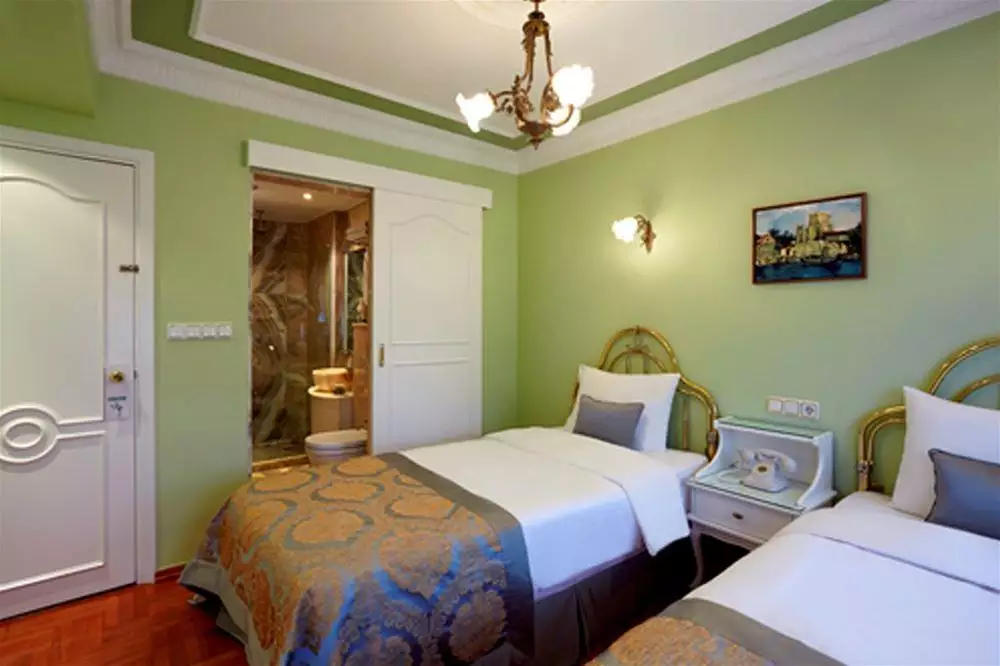 Alibaba https://cdn.alibaba.ir/ostorage/hotel-accommodation-images/687f7e55a1e6f83605b778f6_Istanbul-Valide-Sultan-Konagi-0.webp