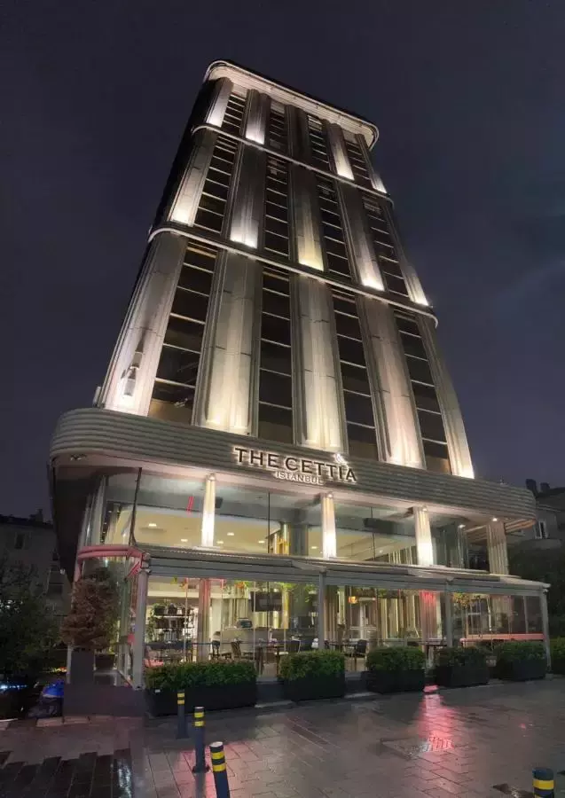 Alibaba https://cdn.alibaba.ir/ostorage/hotel-accommodation-images/687f7ec7a1e6f83605b77a26_Istanbul-Cettia-Hotel-1.webp