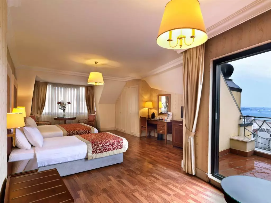 Alibaba https://cdn.alibaba.ir/ostorage/hotel-accommodation-images/687f7f64a1e6f83605b77bb2_Istanbul-Taksim-Metropark-Hotel-0.webp