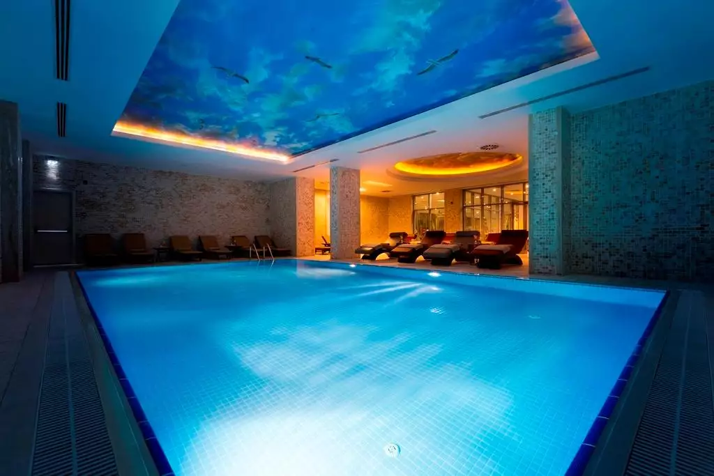 هتل سوئیت رامادا استانبول آتاکوی استانبول