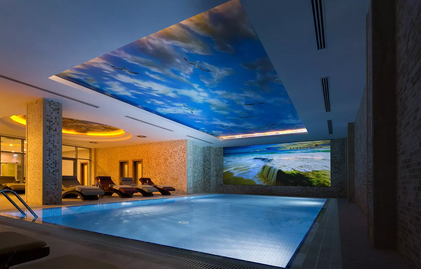 هتل سوئیت رامادا استانبول آتاکوی استانبول