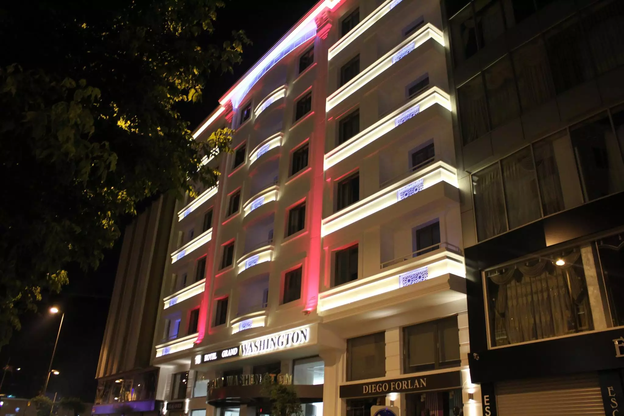 Alibaba https://cdn.alibaba.ir/ostorage/hotel-accommodation-images/687f8076a1e6f83605b77ea0_Istanbul-Grand-Washington-Hotel-0.webp