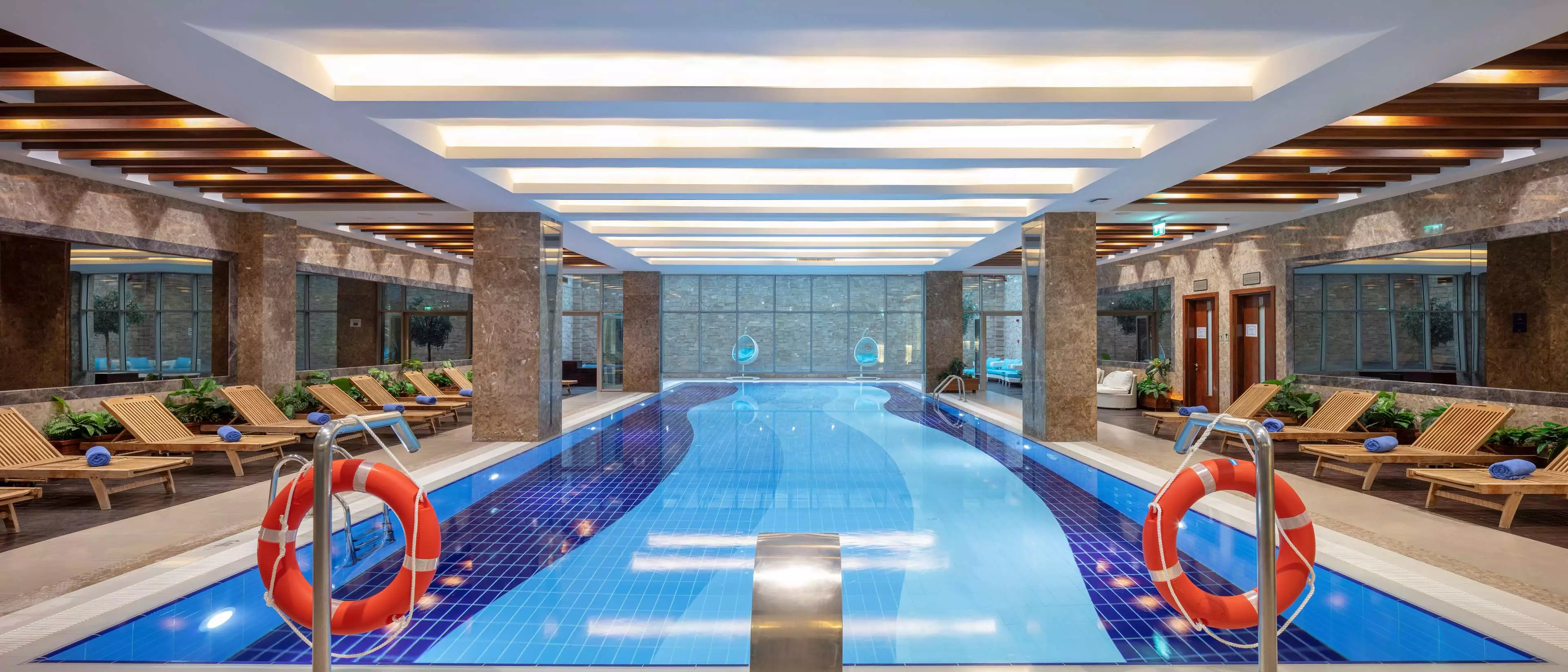 هتل DoubleTree by Hilton Istanbul Atasehir Hotel & Conference Centre استانبول