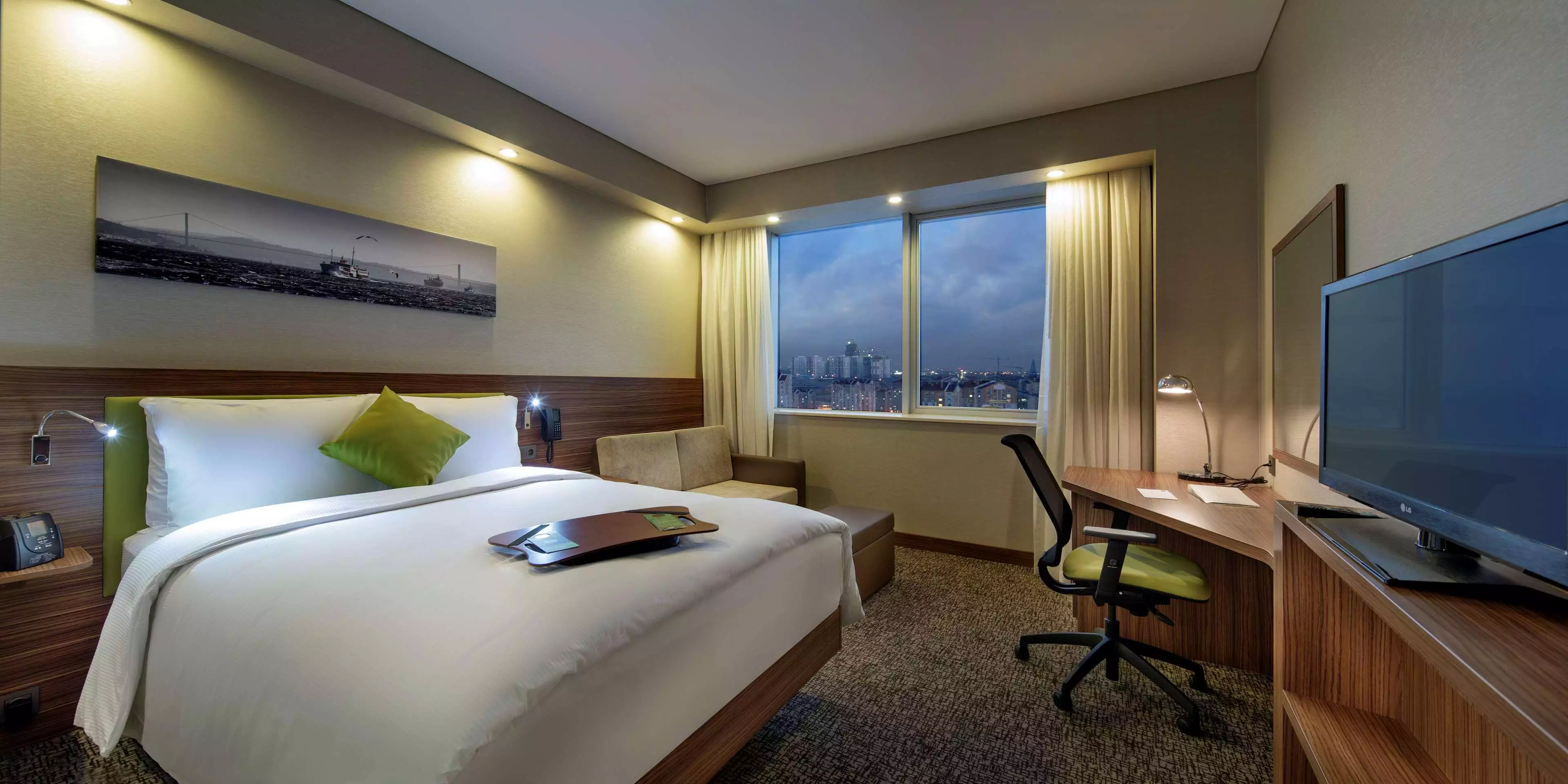 Alibaba https://cdn.alibaba.ir/ostorage/hotel-accommodation-images/687f813aa1e6f83605b78065_Istanbul-Hampton-By-Hilton-Istanbul-Kayasehir-0.webp